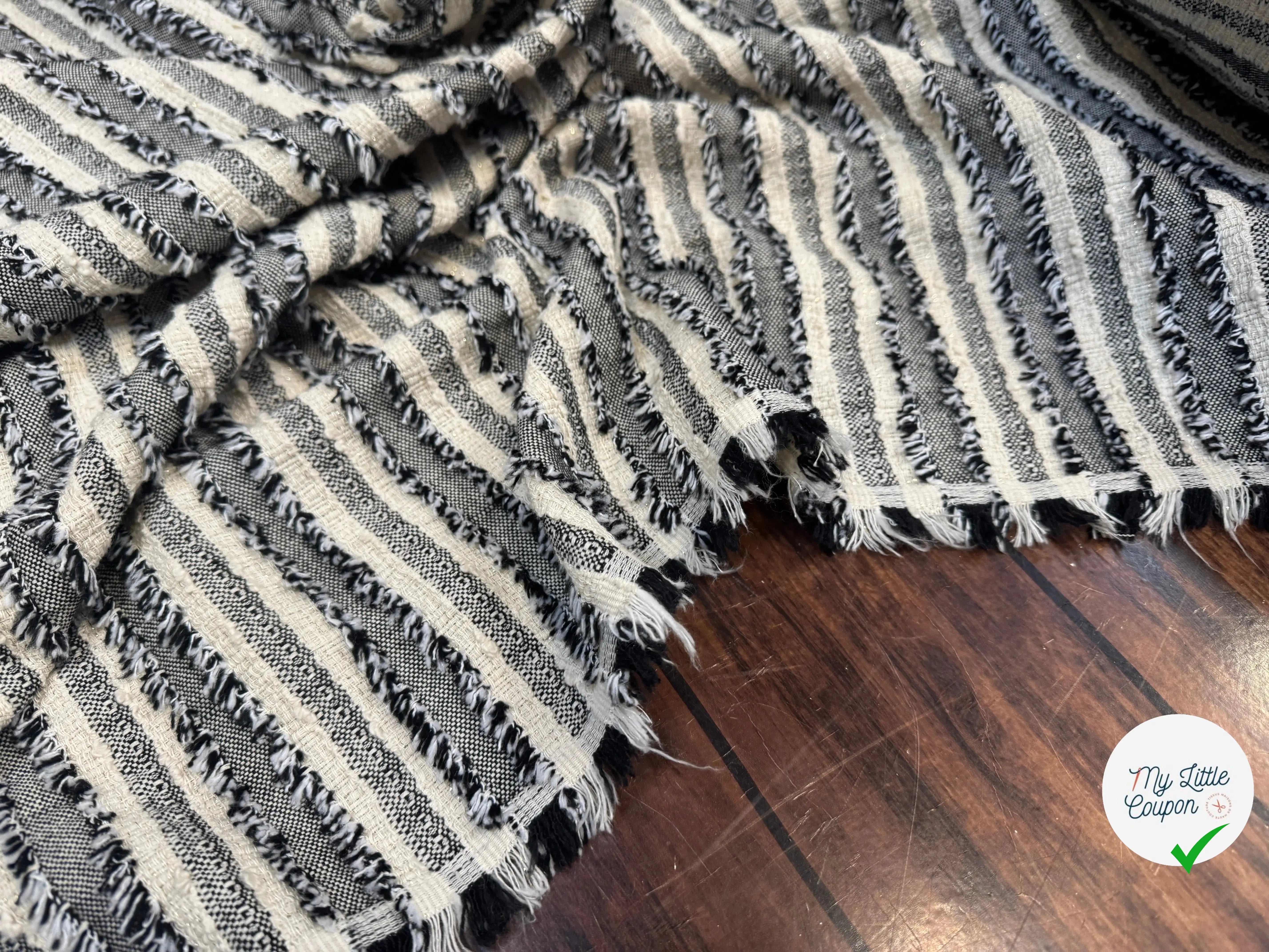 JACQUARD GROSSES RAYURES LUREX - My Little Coupon