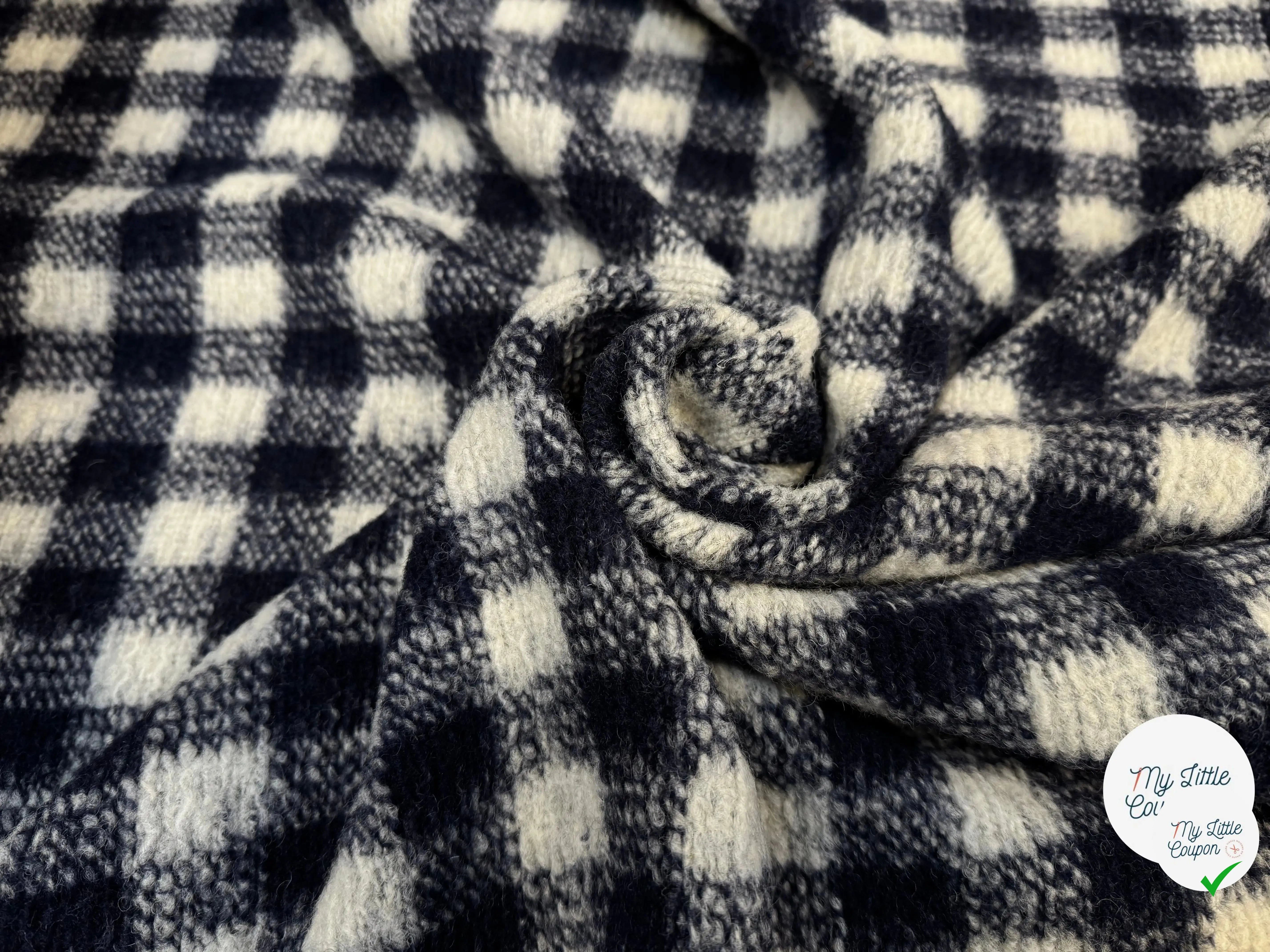 LAINAGE MANTEAU CARREAUX NAVY ET BLANC ASPECT TRICOTE - My Little Coupon