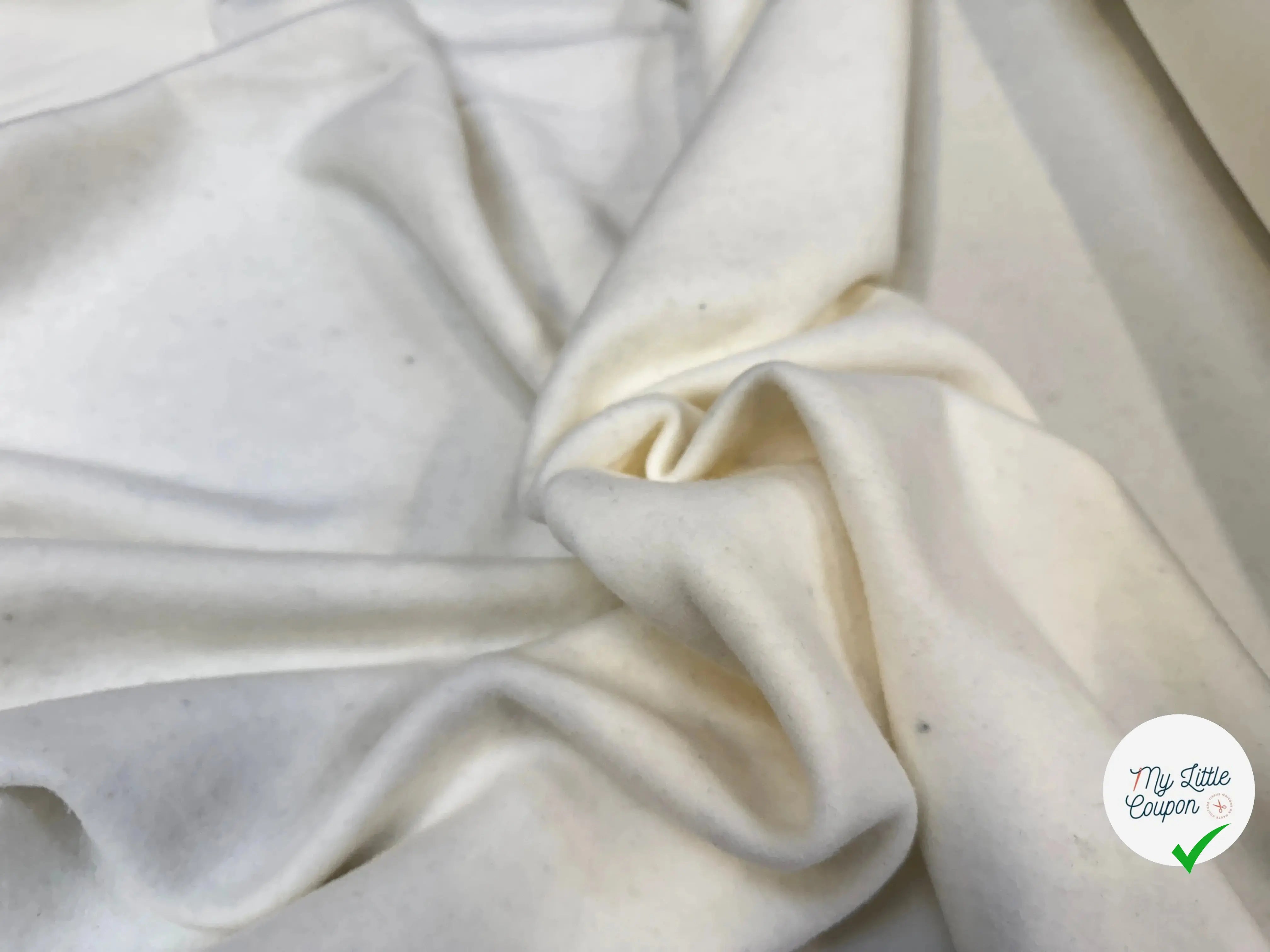 MOLLETON GRATTÉ 70% COTON ÉCRU TOUT DOUX - My Little Coupon