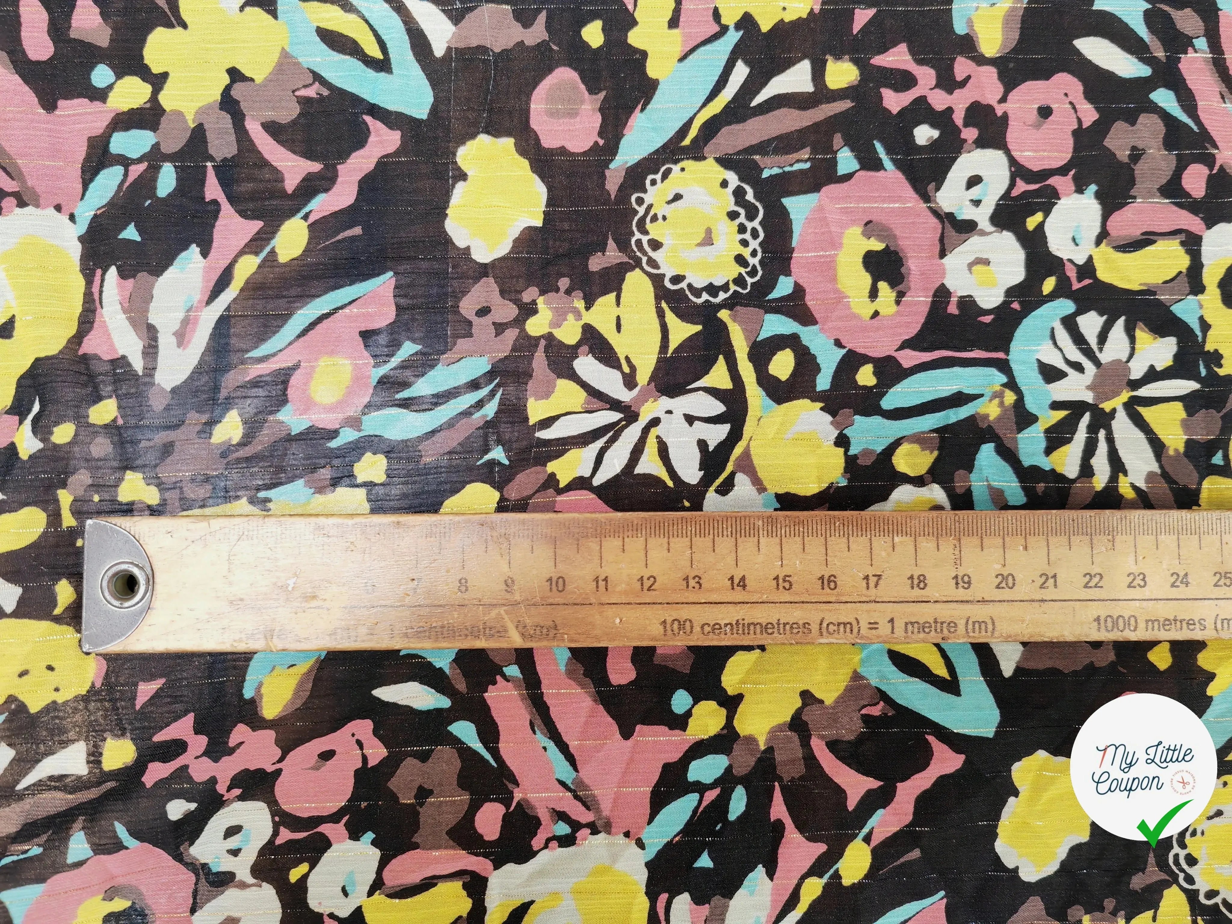 MOUSSELINE TÂCHE DE FLEURS FOND NOIR - My Little Coupon