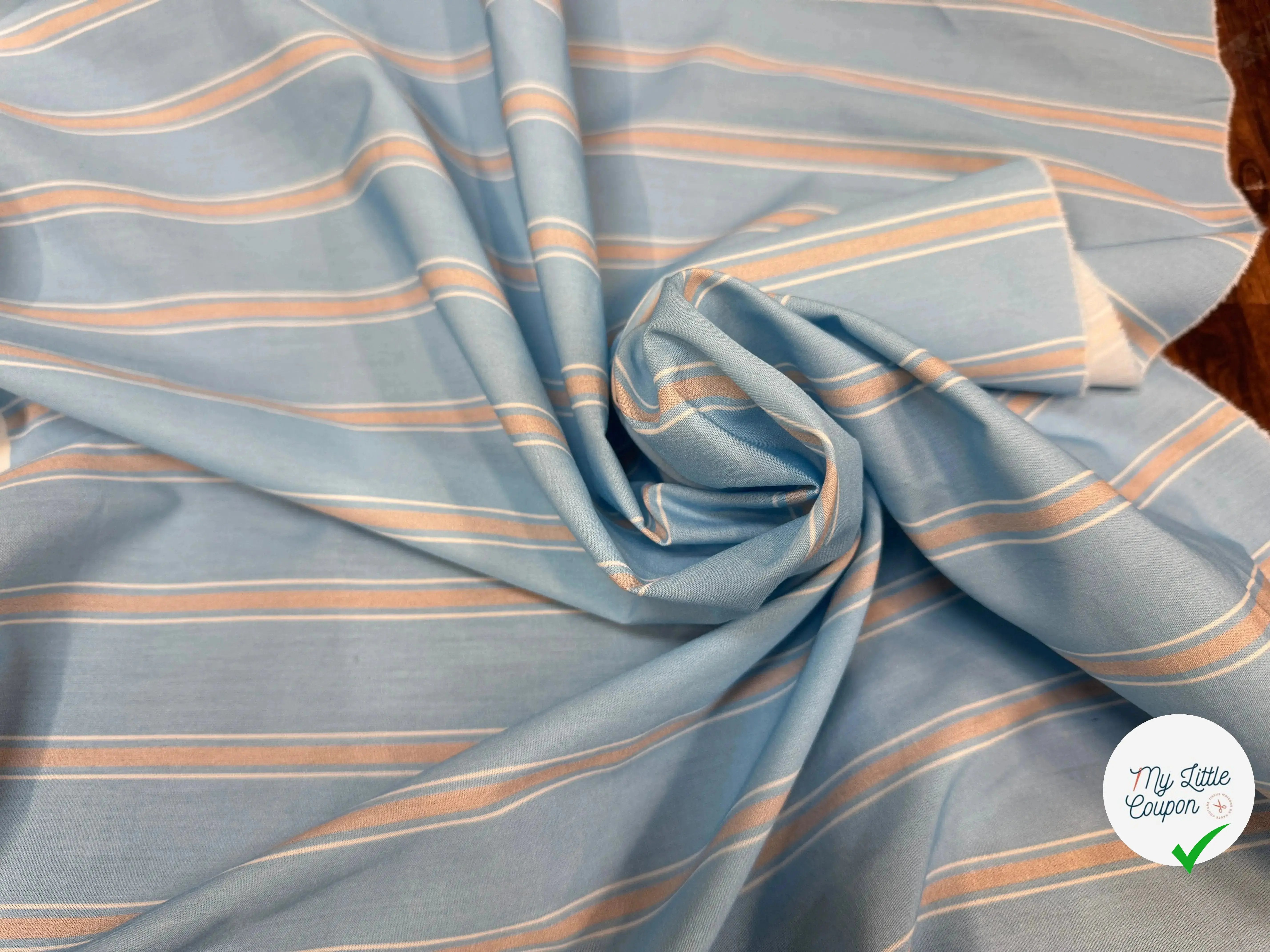 POPELINE 100% COTON RAYURES FOND BLEU - My Little Coupon