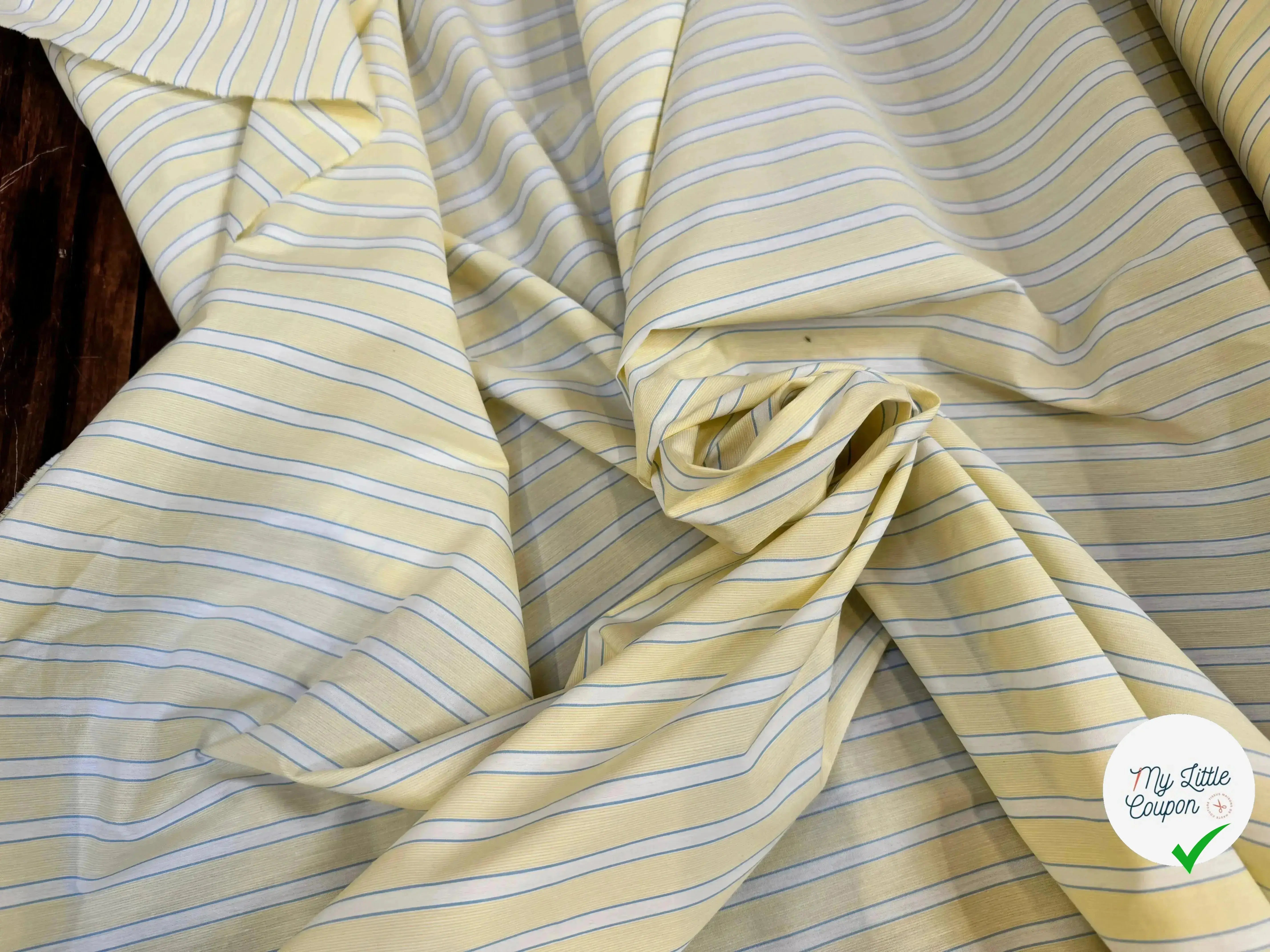 POPELINE DE COTON JAUNE À RAYURES BLANCHES ET BLEU - My Little Coupon