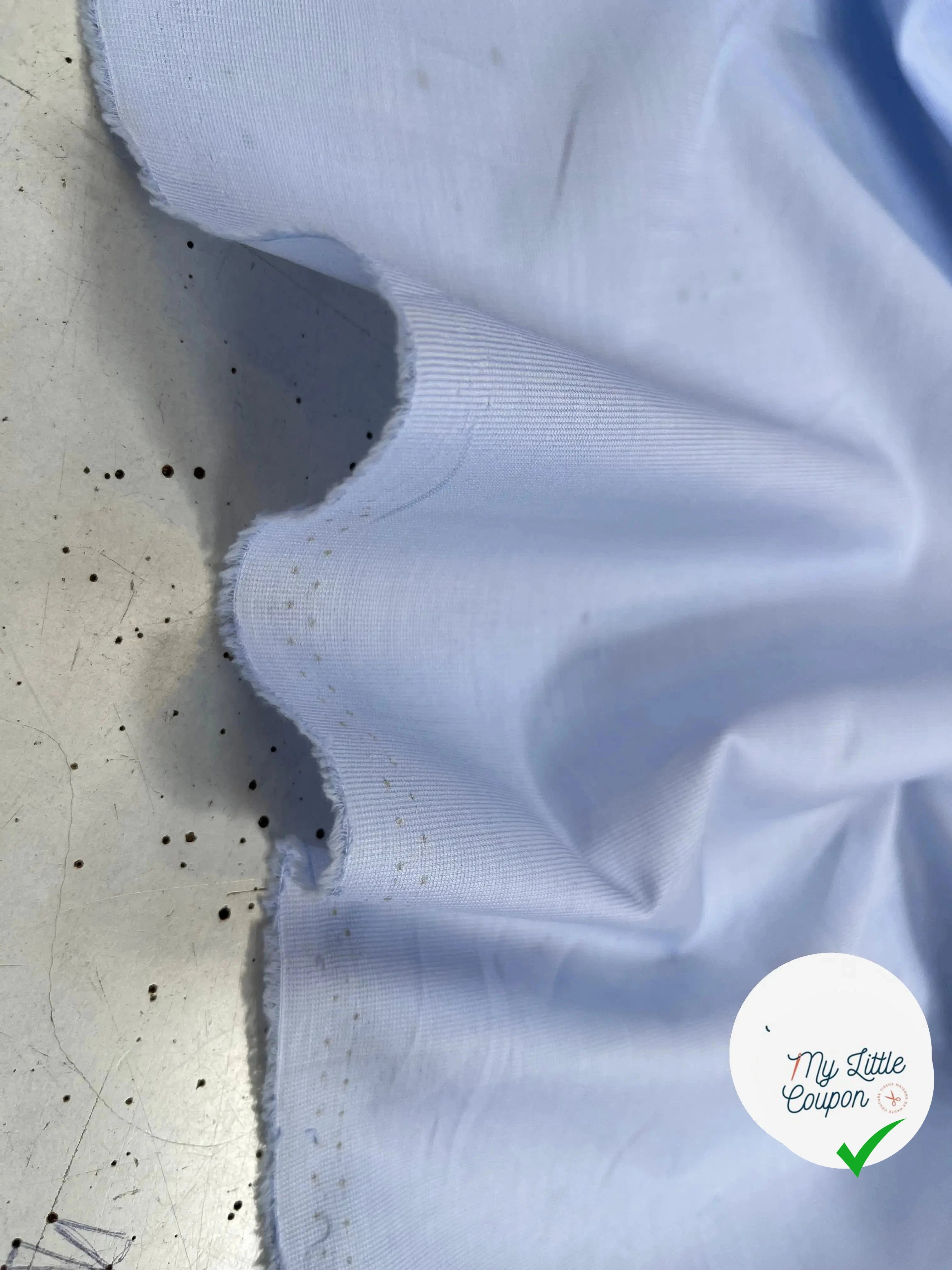POPELINE DE COTON MOTIF NID D'ABEILLE BLEU - My Little Coupon