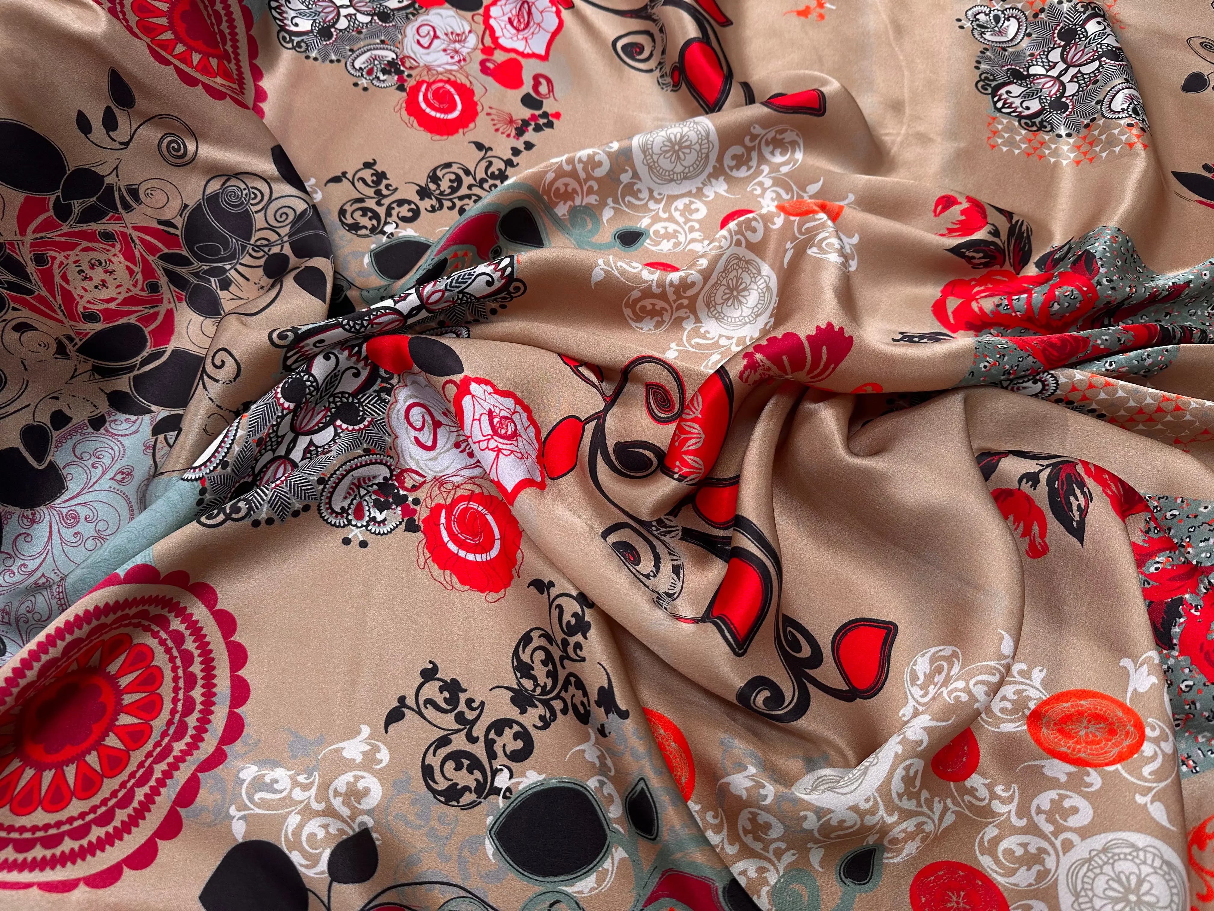SATIN DE SOIE POESIA DI MARRONE E FOGLIE - My Little Coupon