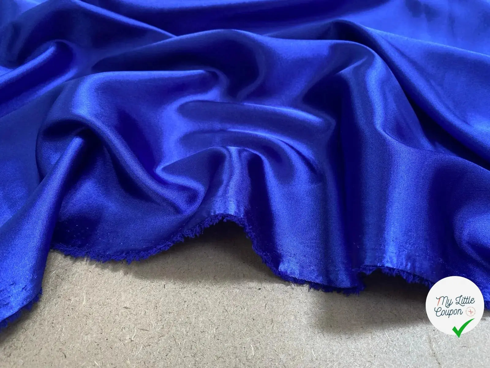 SATIN VISCOSE FLUIDE BLEU ÉLECTRIQUE - My Little Coupon