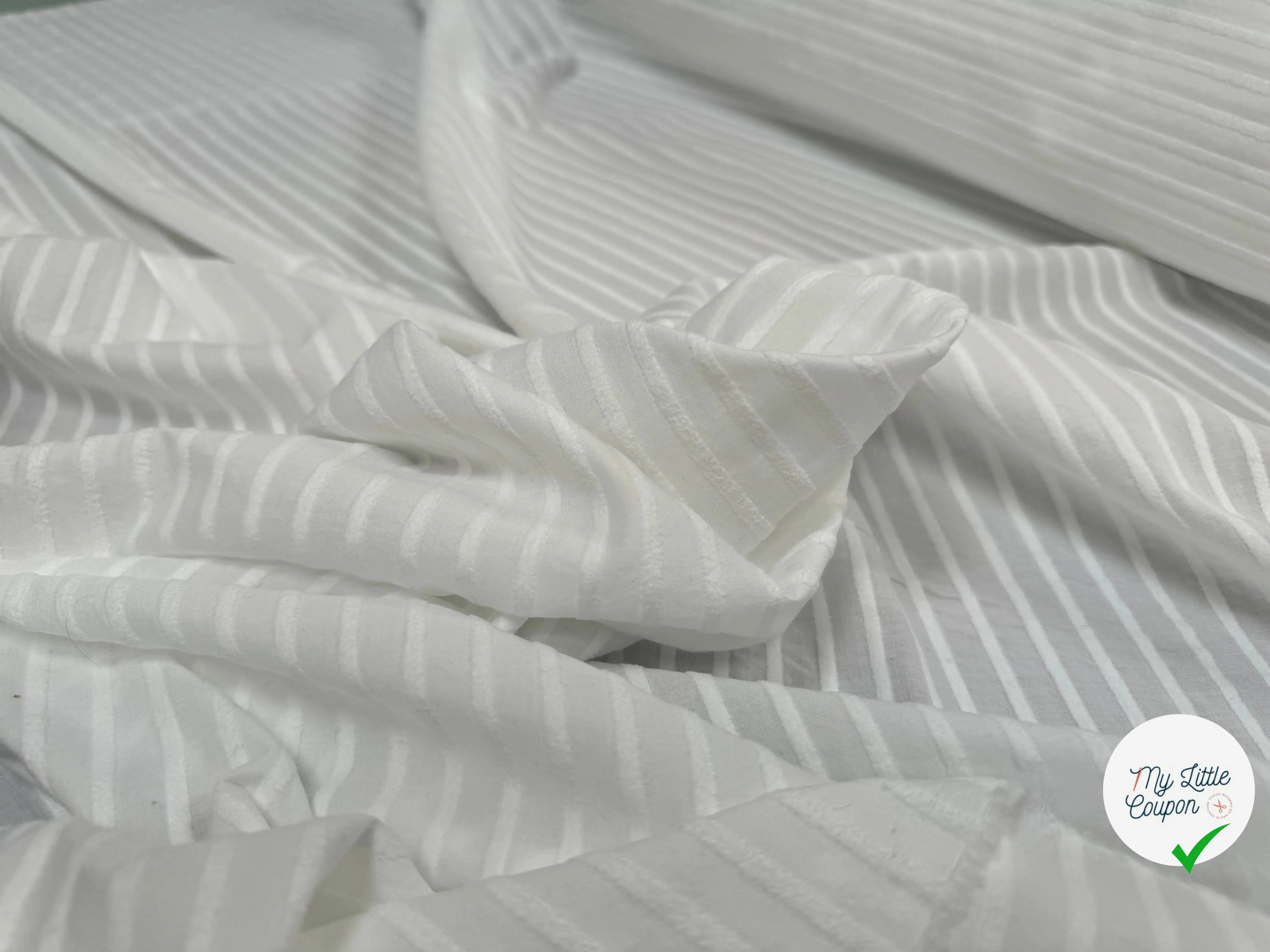 TISSU COTON BLANC À RAYURES DUVETEUSES - My Little Coupon