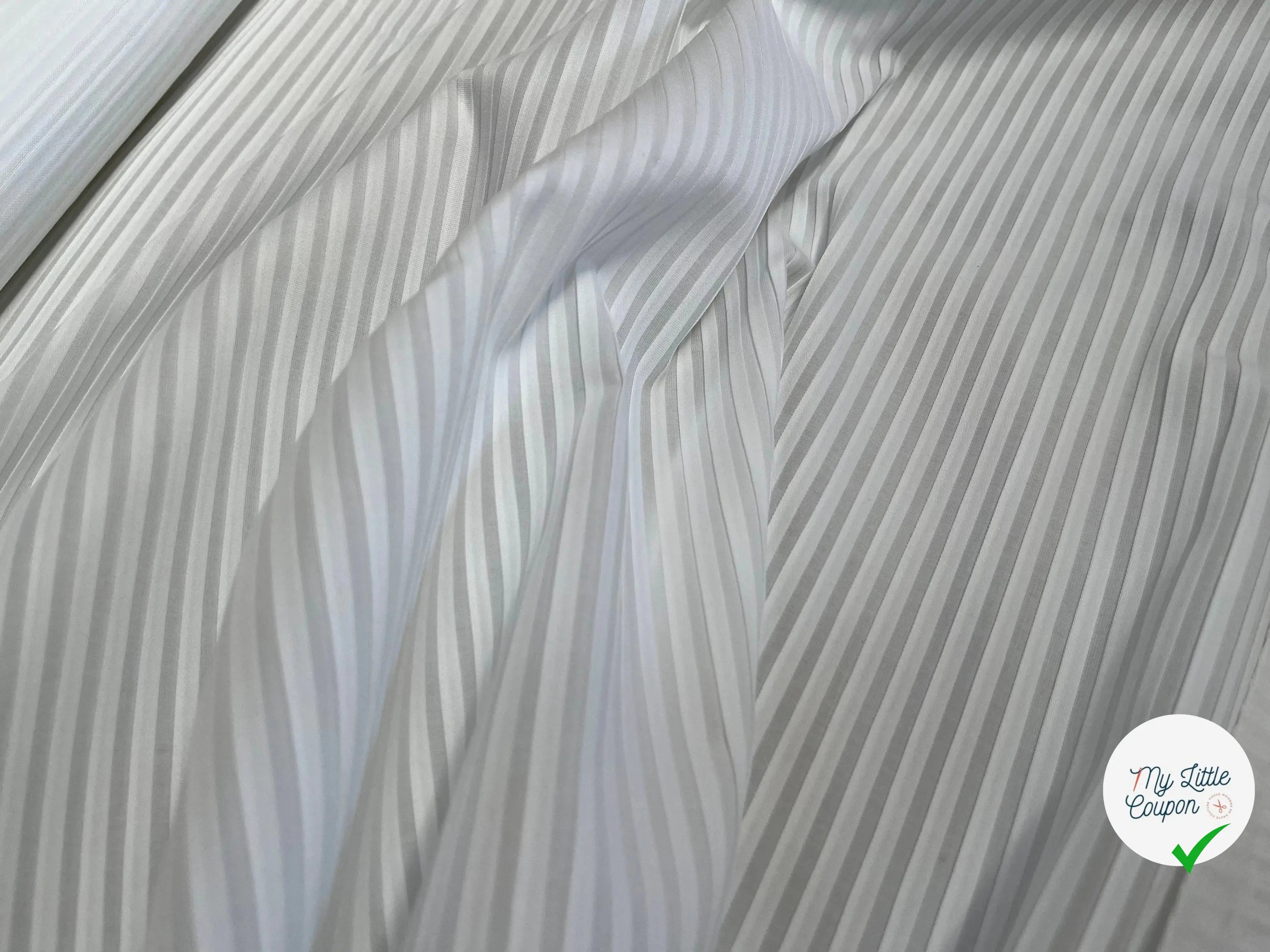 TISSU COTON UNI BLANC À RAYURE - My Little Coupon