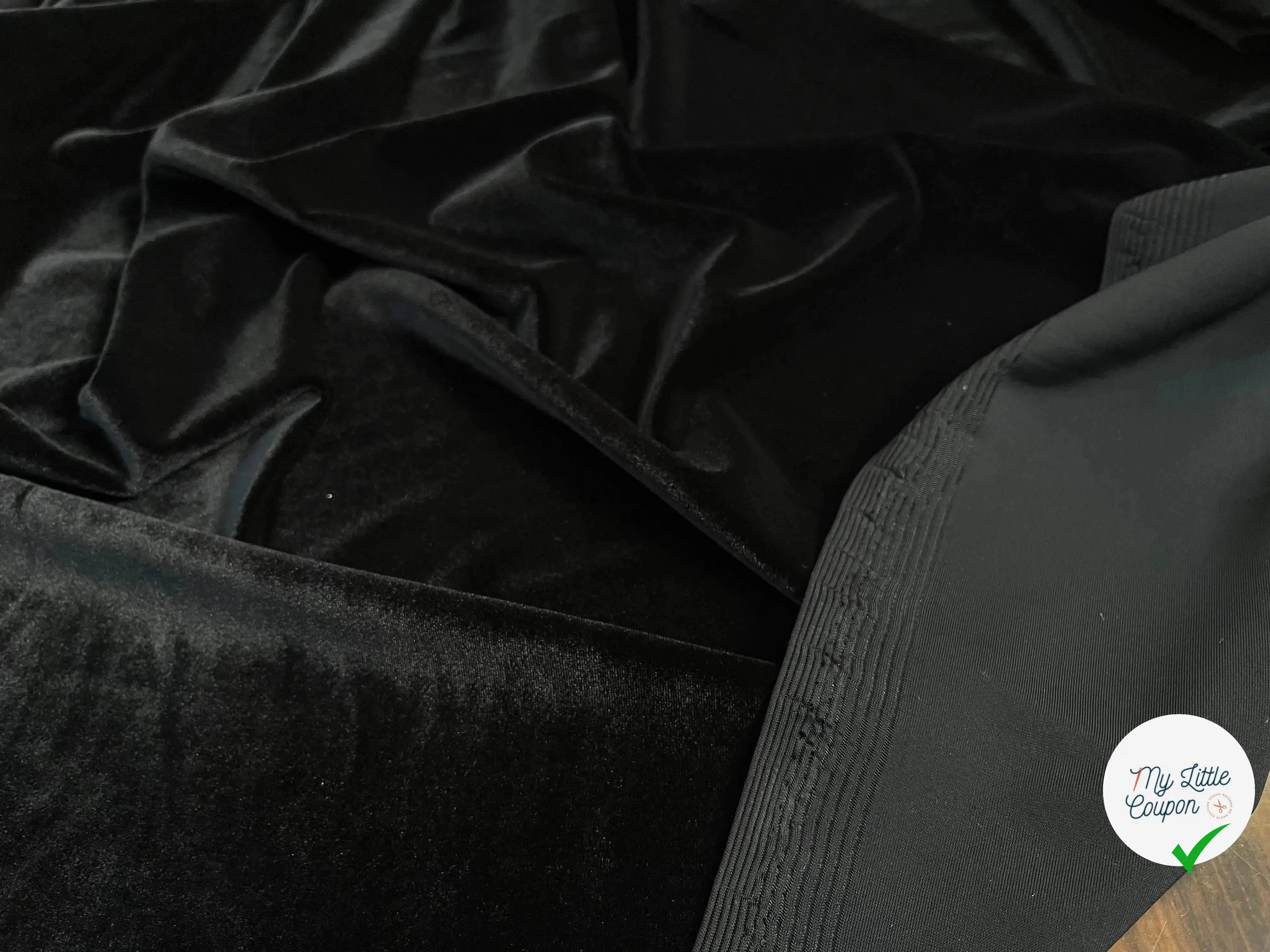 VELOURS CARVICO MAILLE STRETCH NOIR - My Little Coupon