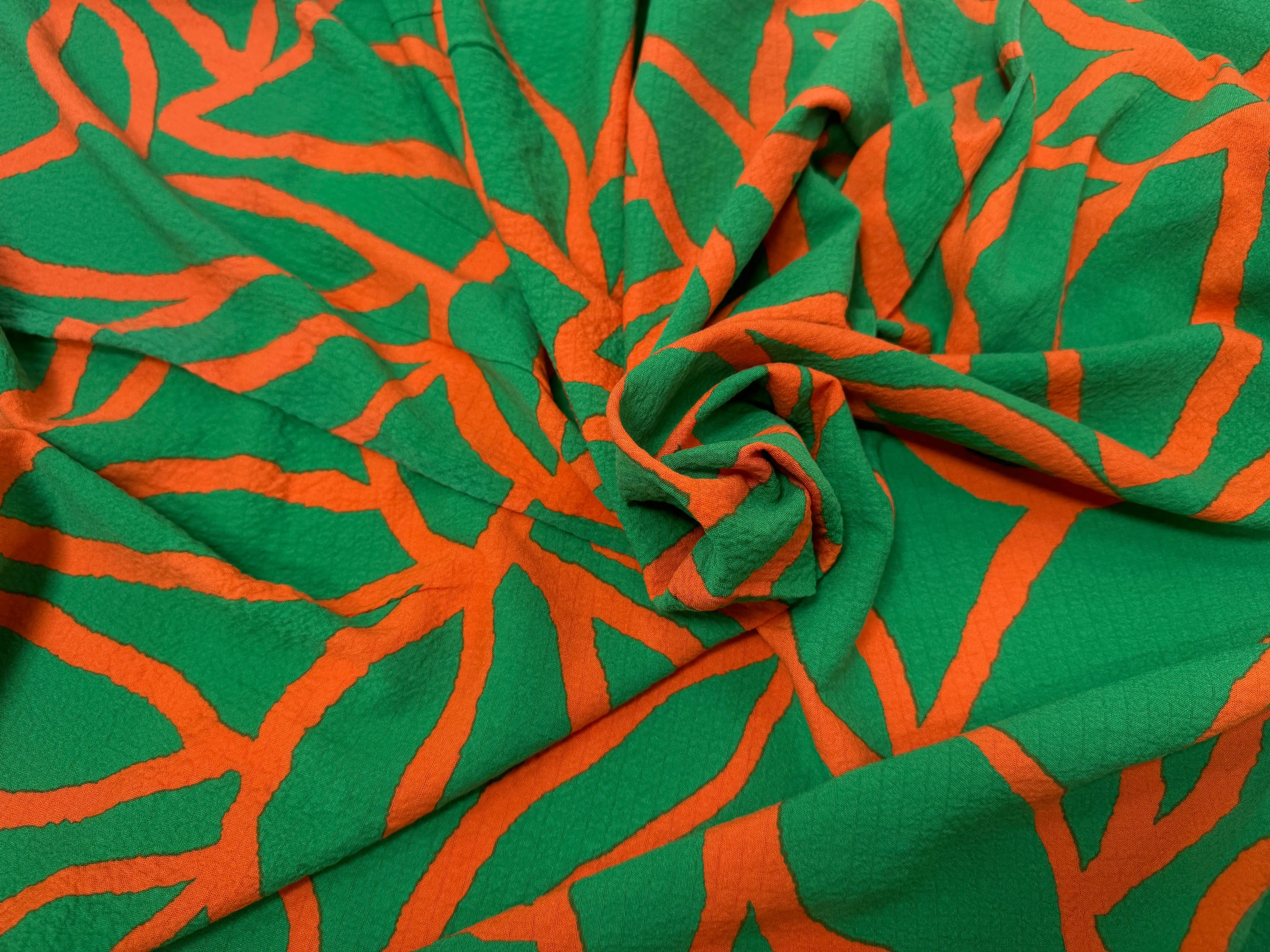 (Chute) VISCOSE BUBBLE TISSU IMPRIMÉ ABSTRAIT VERT - My Little Coupon