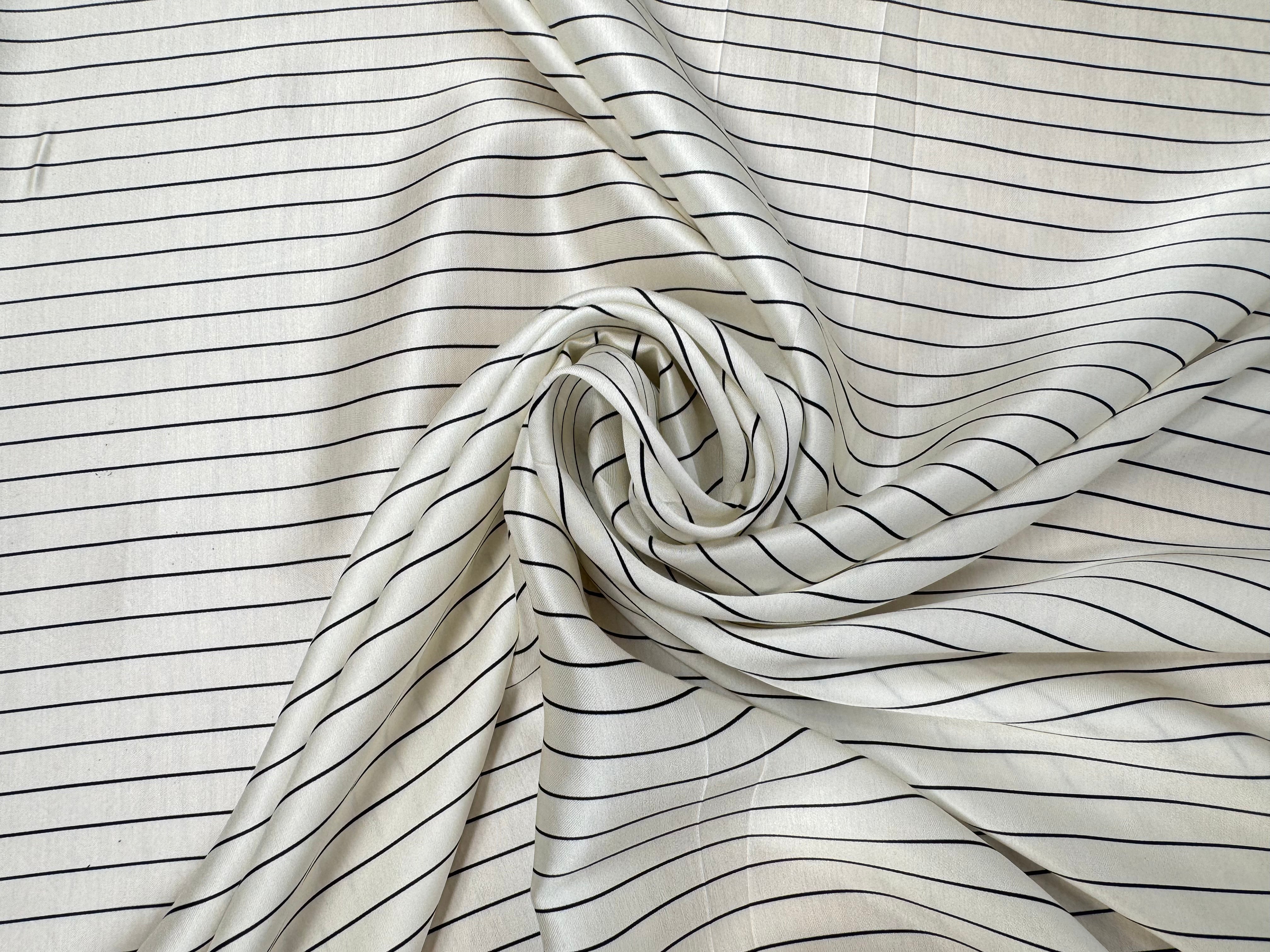 VISCOSE DOUCE SATINÉ RAYÉ - My Little Coupon