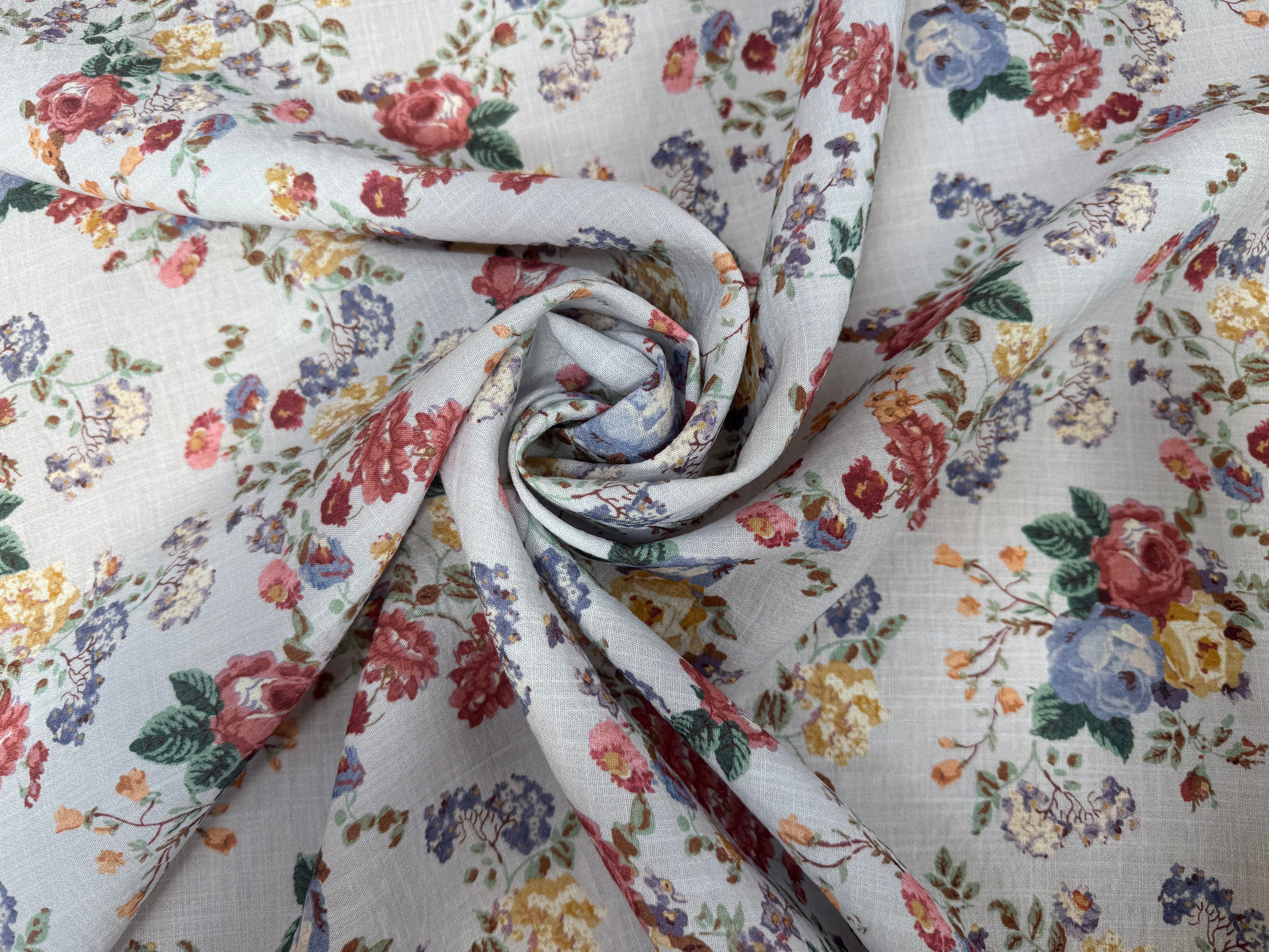 VISCOSE EFFET LIN FOND BLEU MOTIFS FLEURS - My Little Coupon