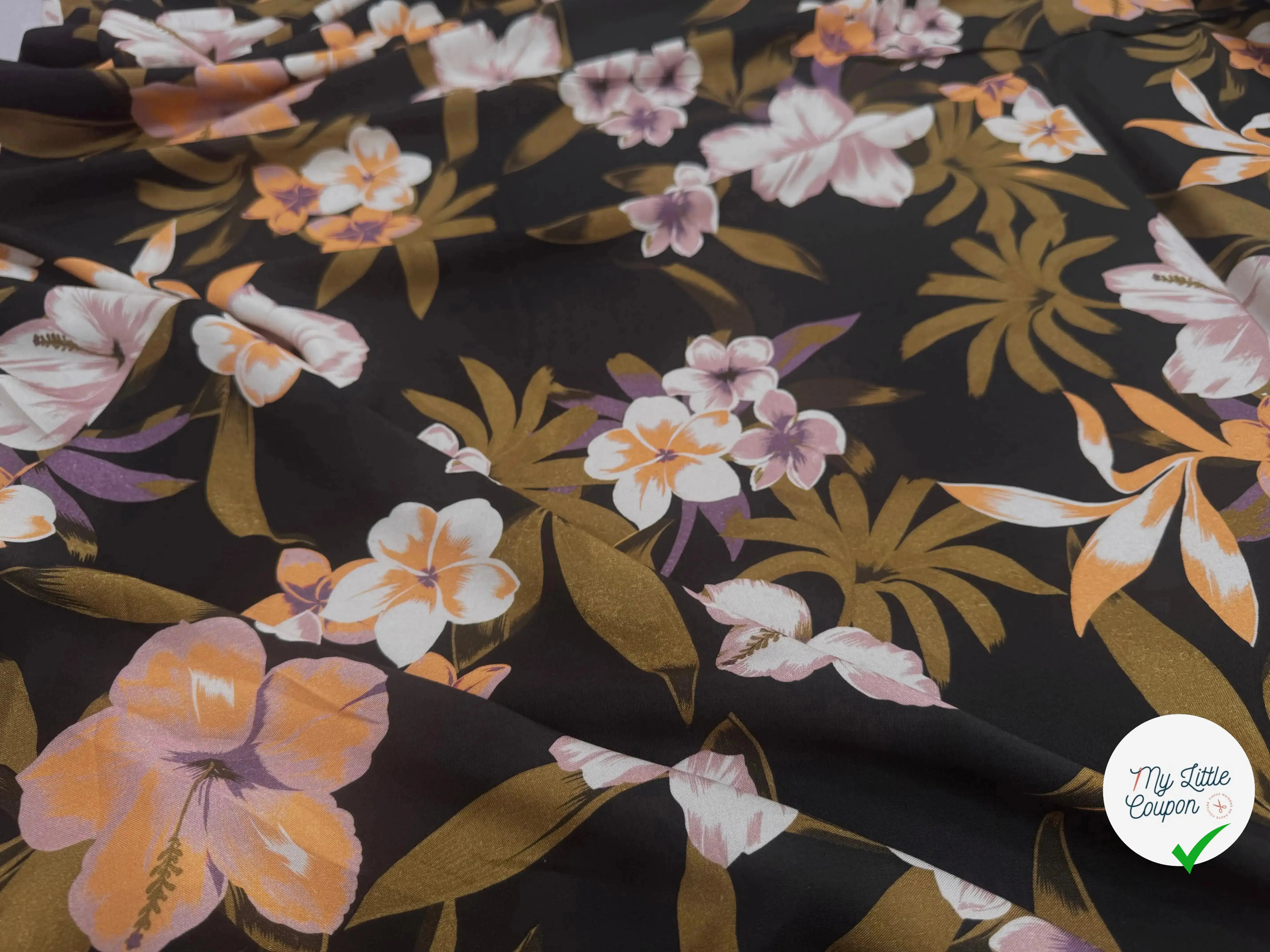 VISCOSE FEUILLAGE D'AUTOMNE FOND NOIR - My Little Coupon
