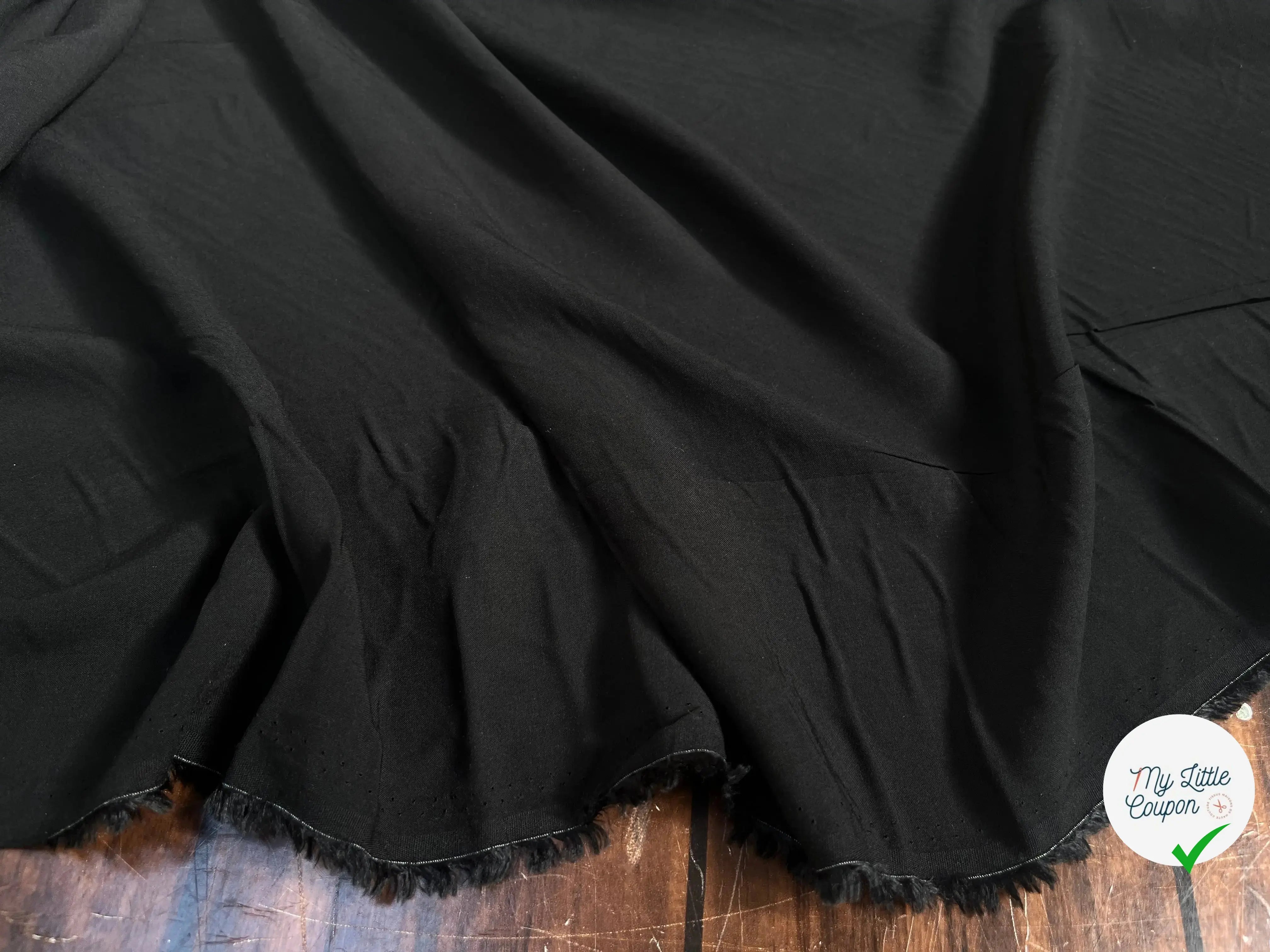 VISCOSE UNIE NOIR FLUIDE - My Little Coupon