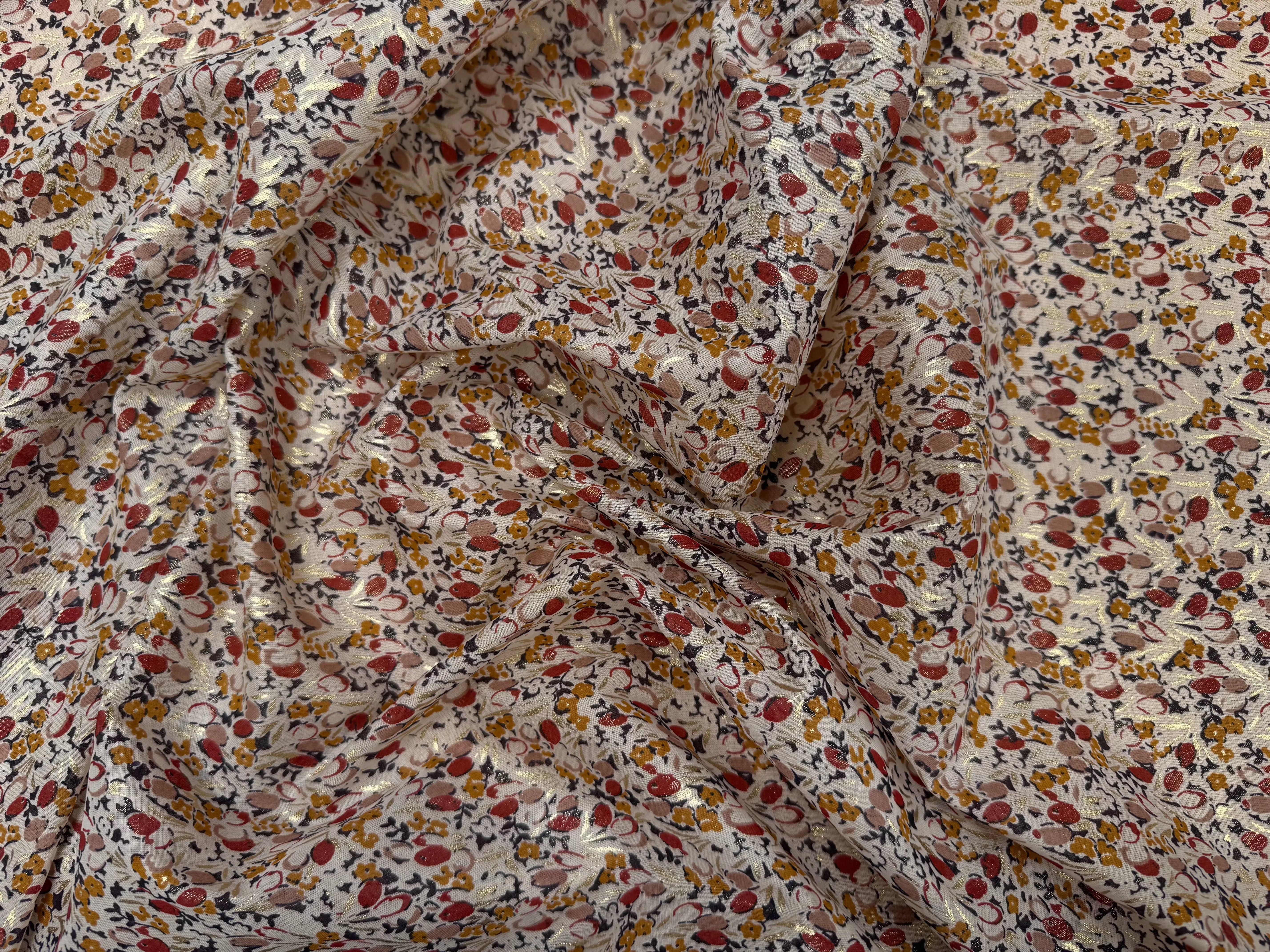 VOILE DE COTON EMERISÉ FOND CRÈME MOTIFS PETITES FLEURS - My Little Coupon