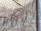 VOILE DE COTON FOND ROSE PALE ESPRIT ROSACE MÉDIÉVAL - My Little Coupon