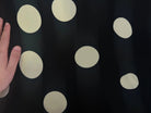 CREPE MAROCAIN 100% VISCOSE NOIR POIS BLANC CASSÉ - My Little Coupon