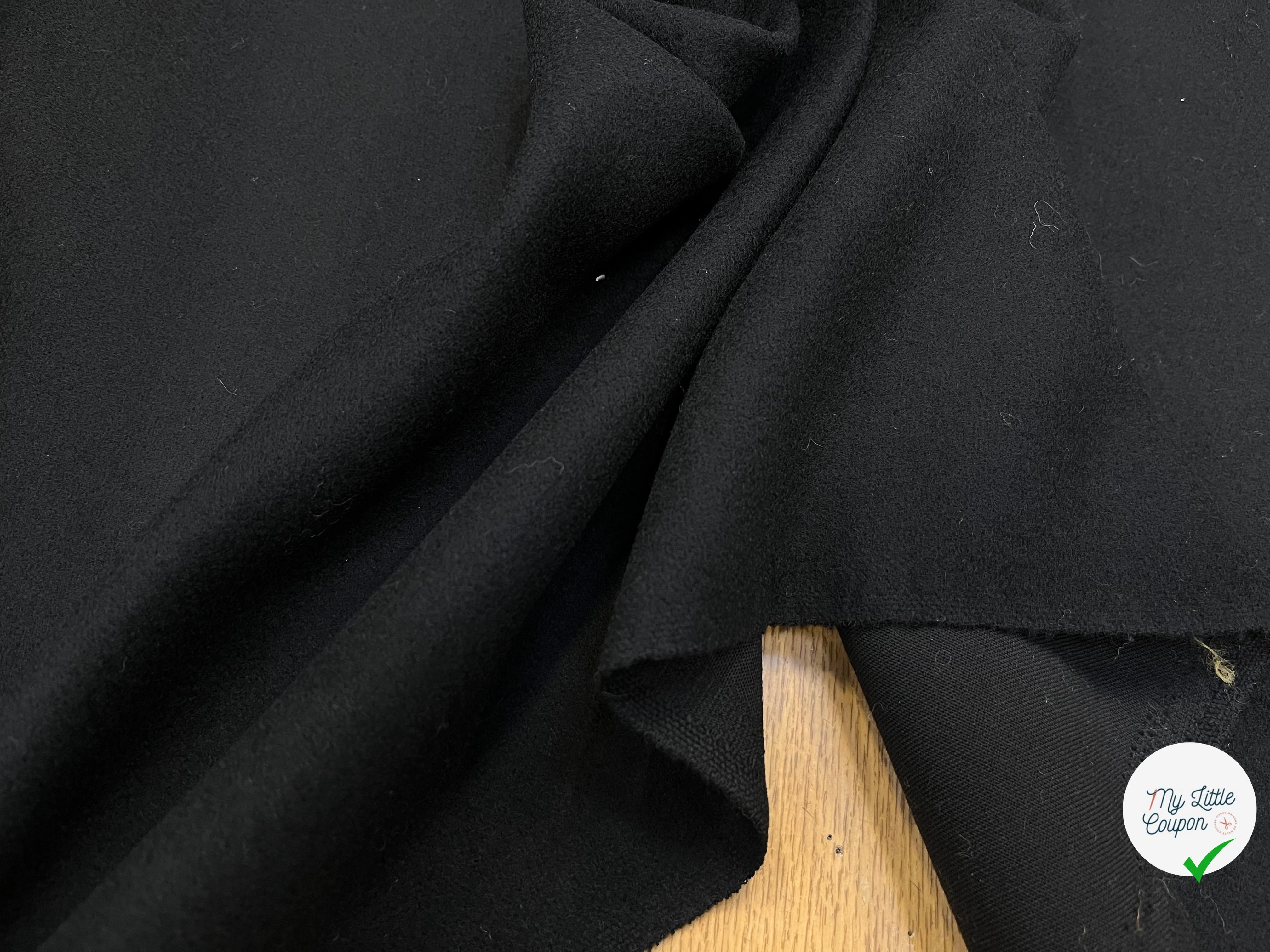 (Chute)LAINAGE MANTEAU NOIR 90% LAINE 160CM - My Little Coupon