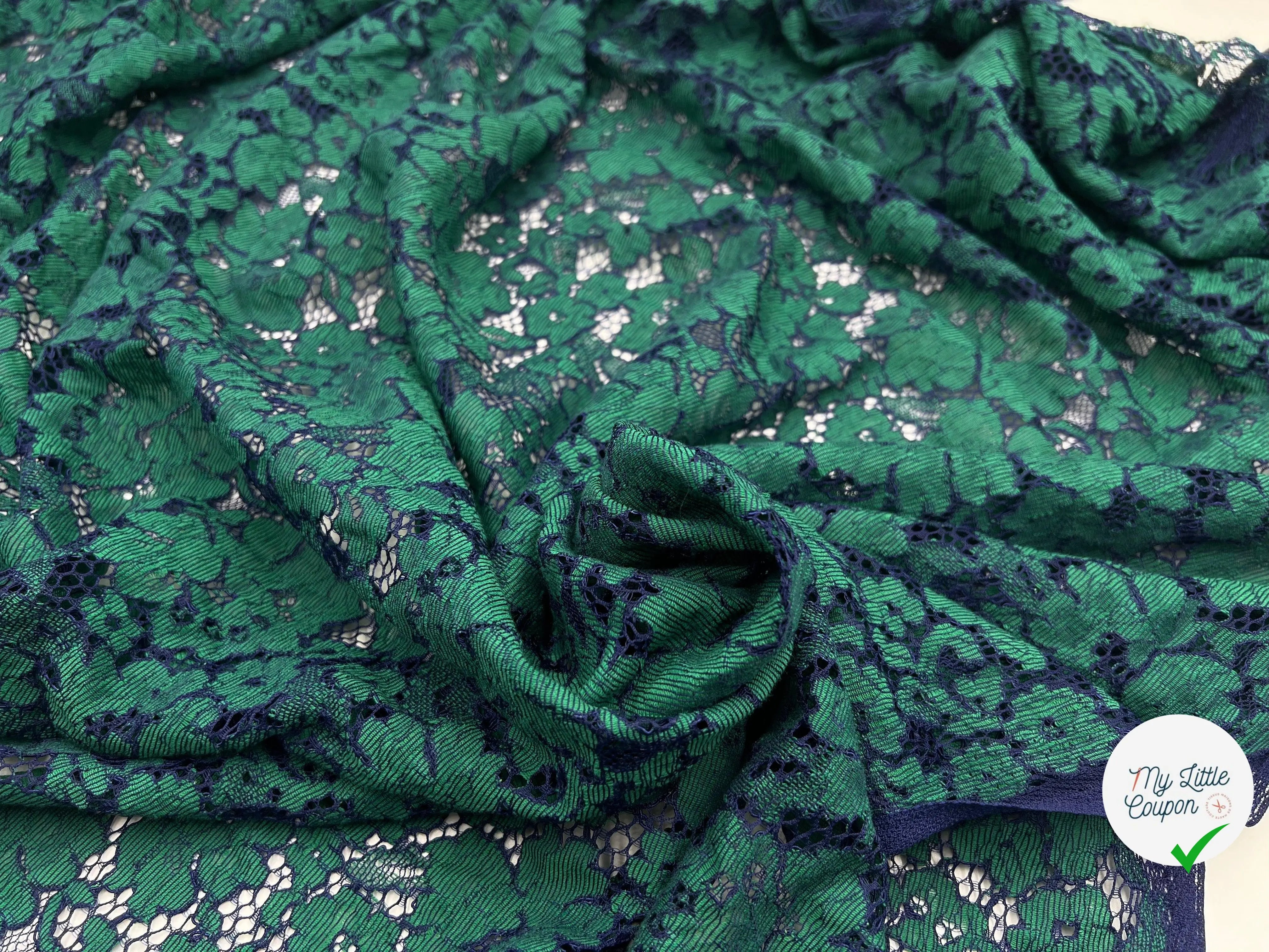 DENTELLE BLUE AND GREEN GARDEN - My Little Coupon - tissu - coudre