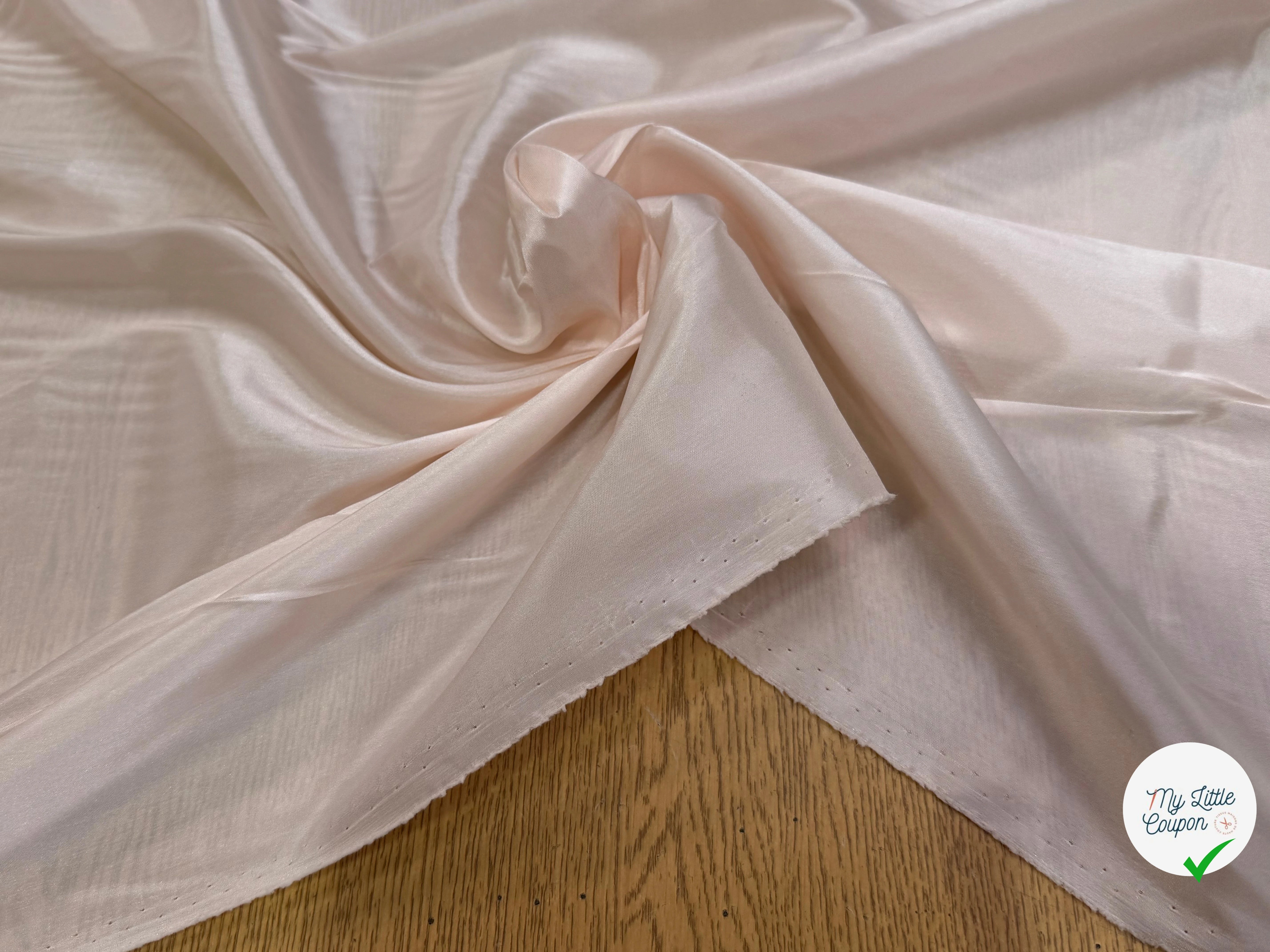 DOUBLURE 62% ACETATE STRETCH ROSE PALE LÉGÈREMENT SATINÉE - My Little Coupon