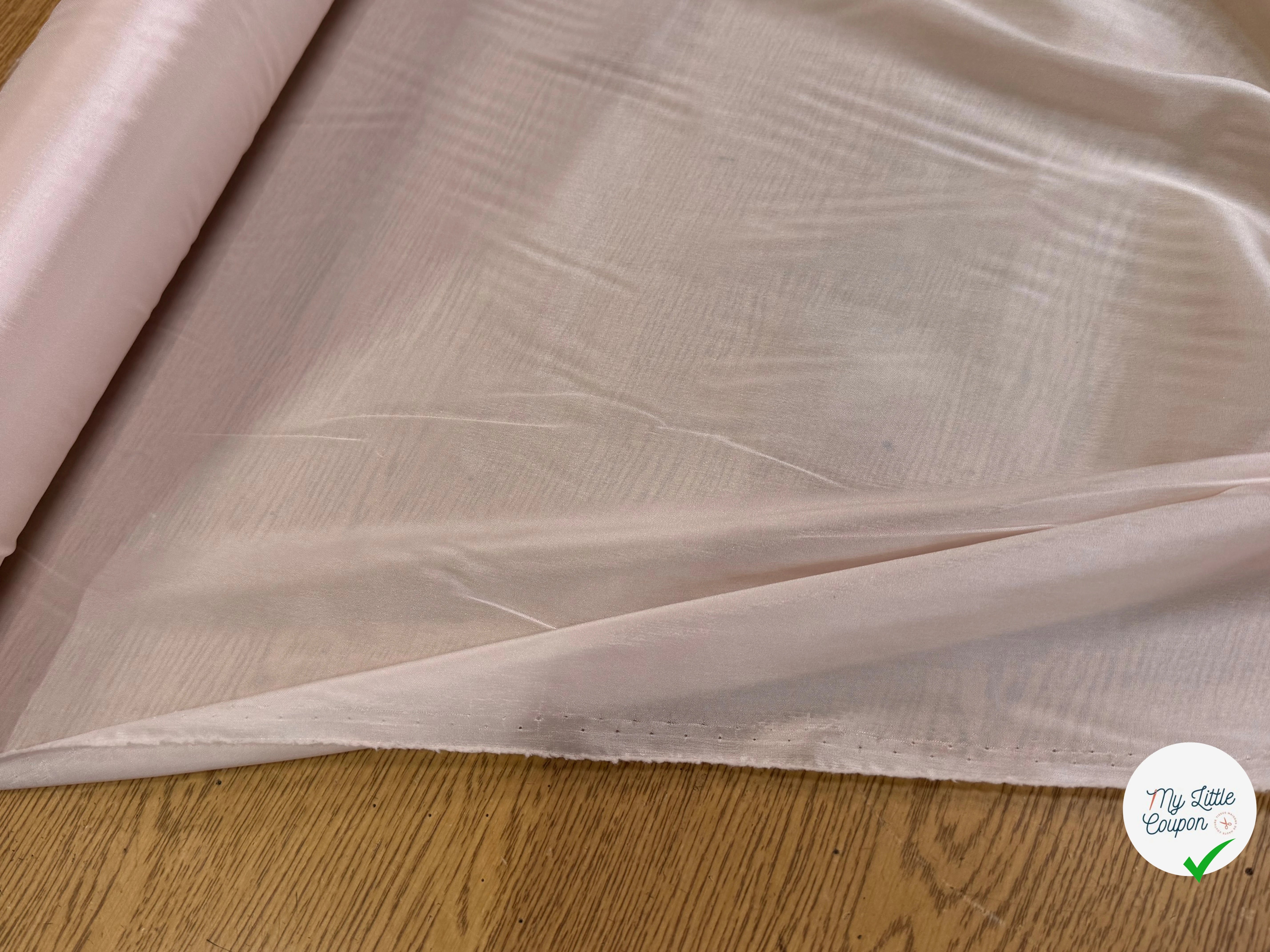 DOUBLURE 62% ACETATE STRETCH ROSE PALE LÉGÈREMENT SATINÉE - My Little Coupon