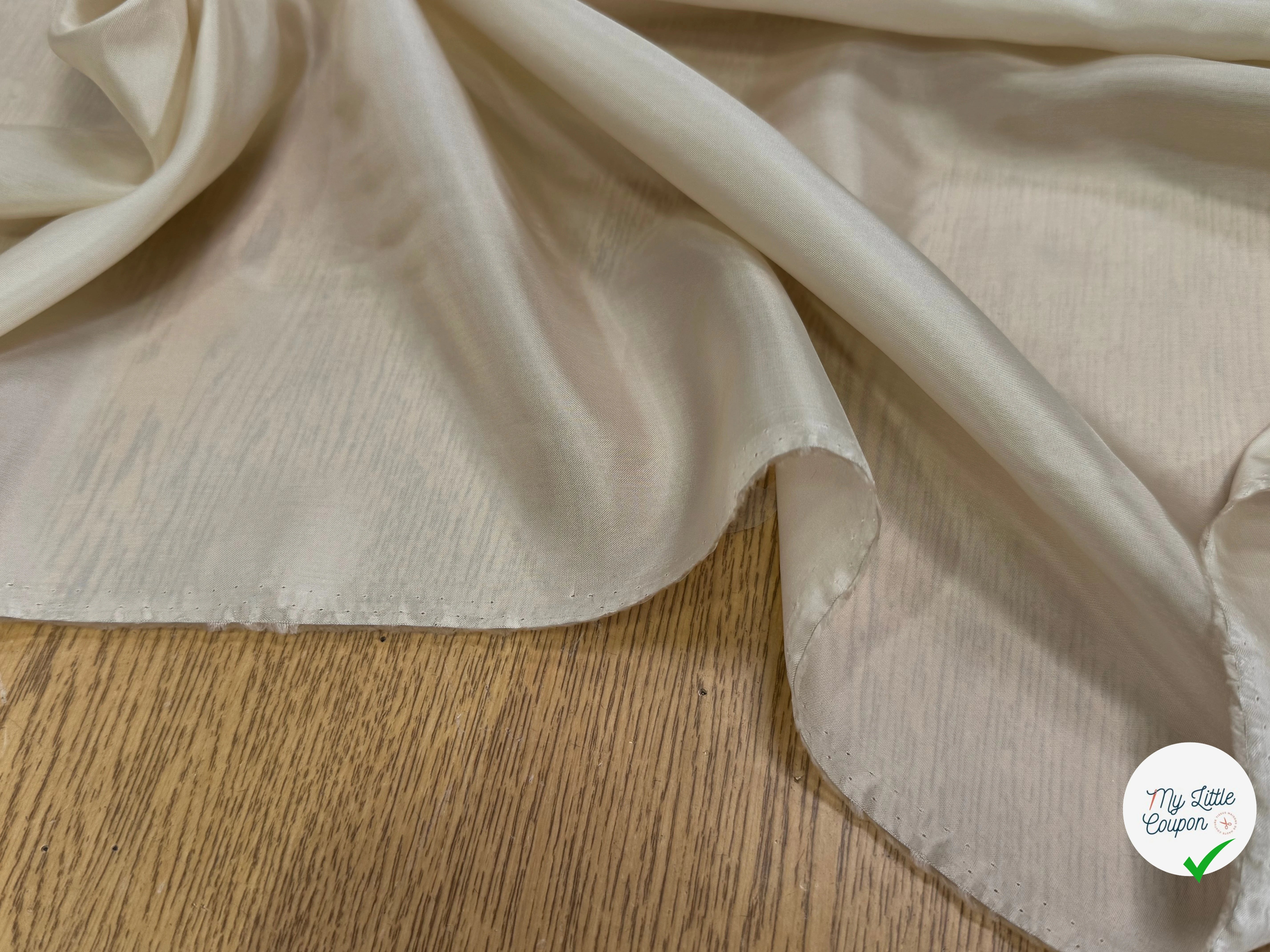 DOUBLURE BEMBERG CUPRO FINE ET FROIDE BEIGE VANILLÉ - My Little Coupon