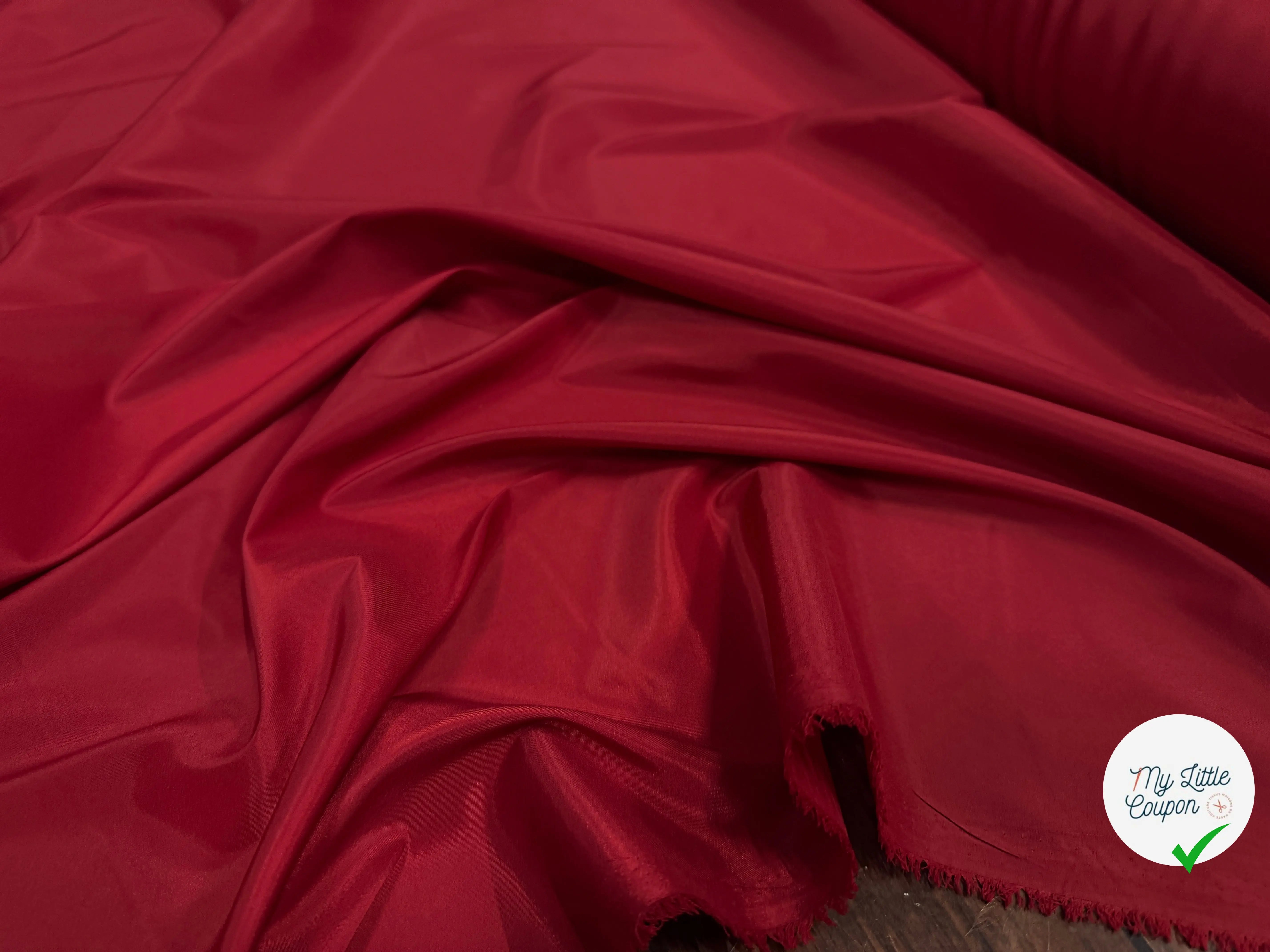 DOUBLURE ROUGE LÉGÈREMENT STRETCH - My Little Coupon