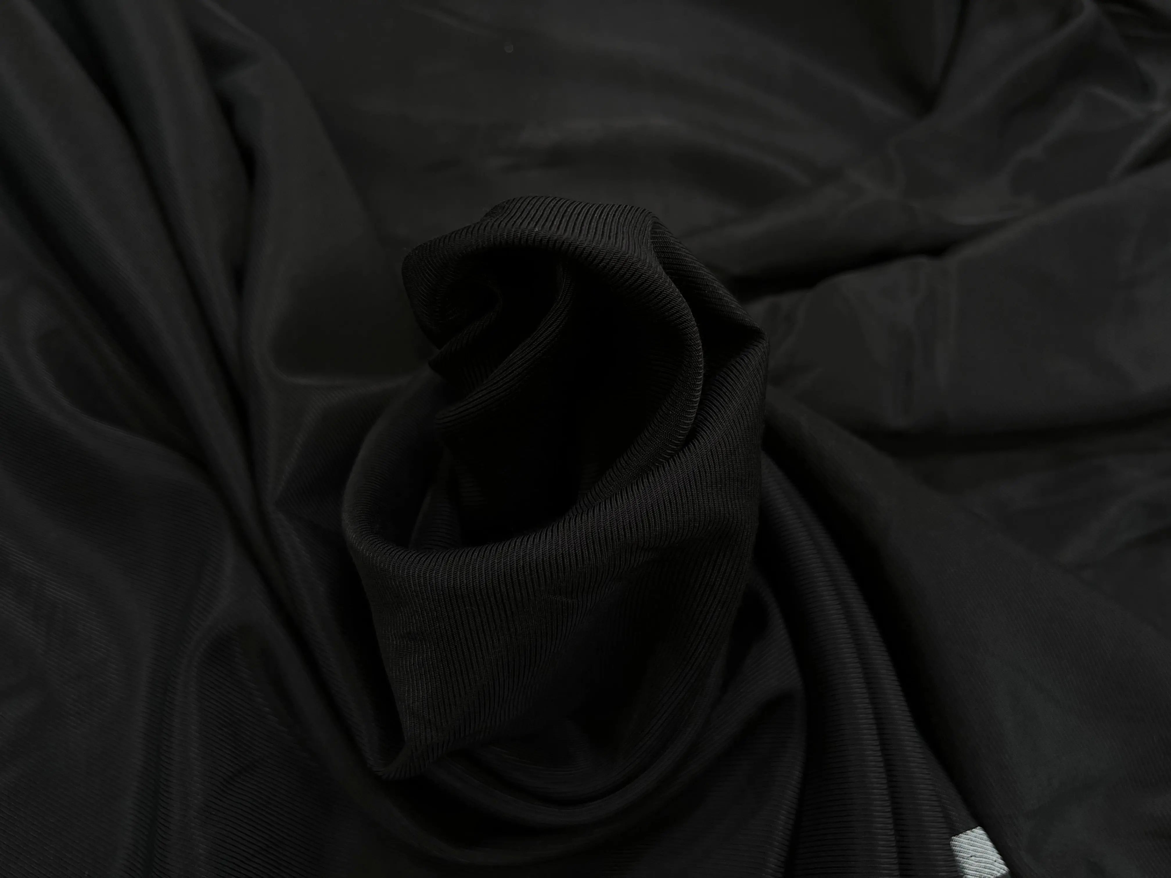 DOUBLURE VISCOSE SERGÉE UNI NOIR - My Little Coupon