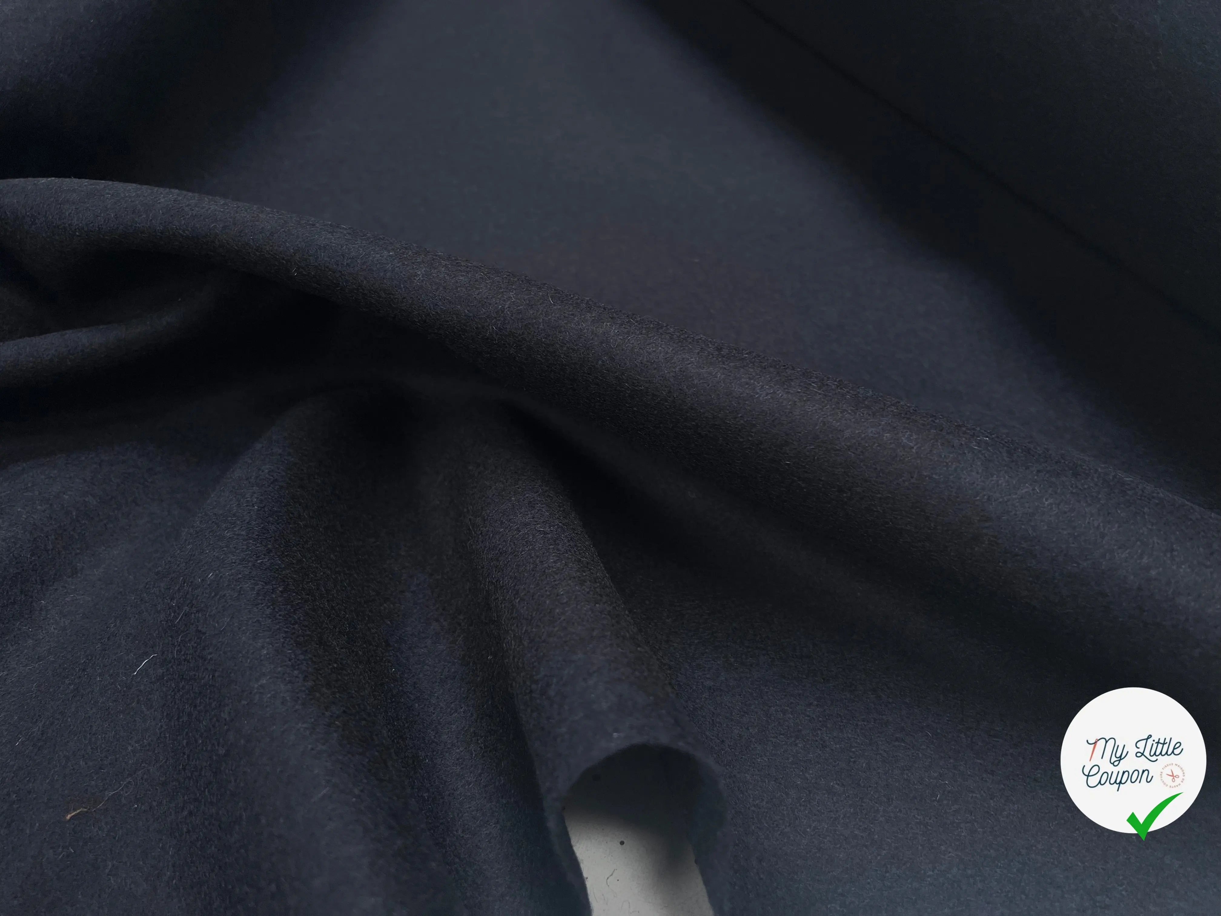 DRAP DE LAINE BLEU MARINE SUBLIME - My Little Coupon