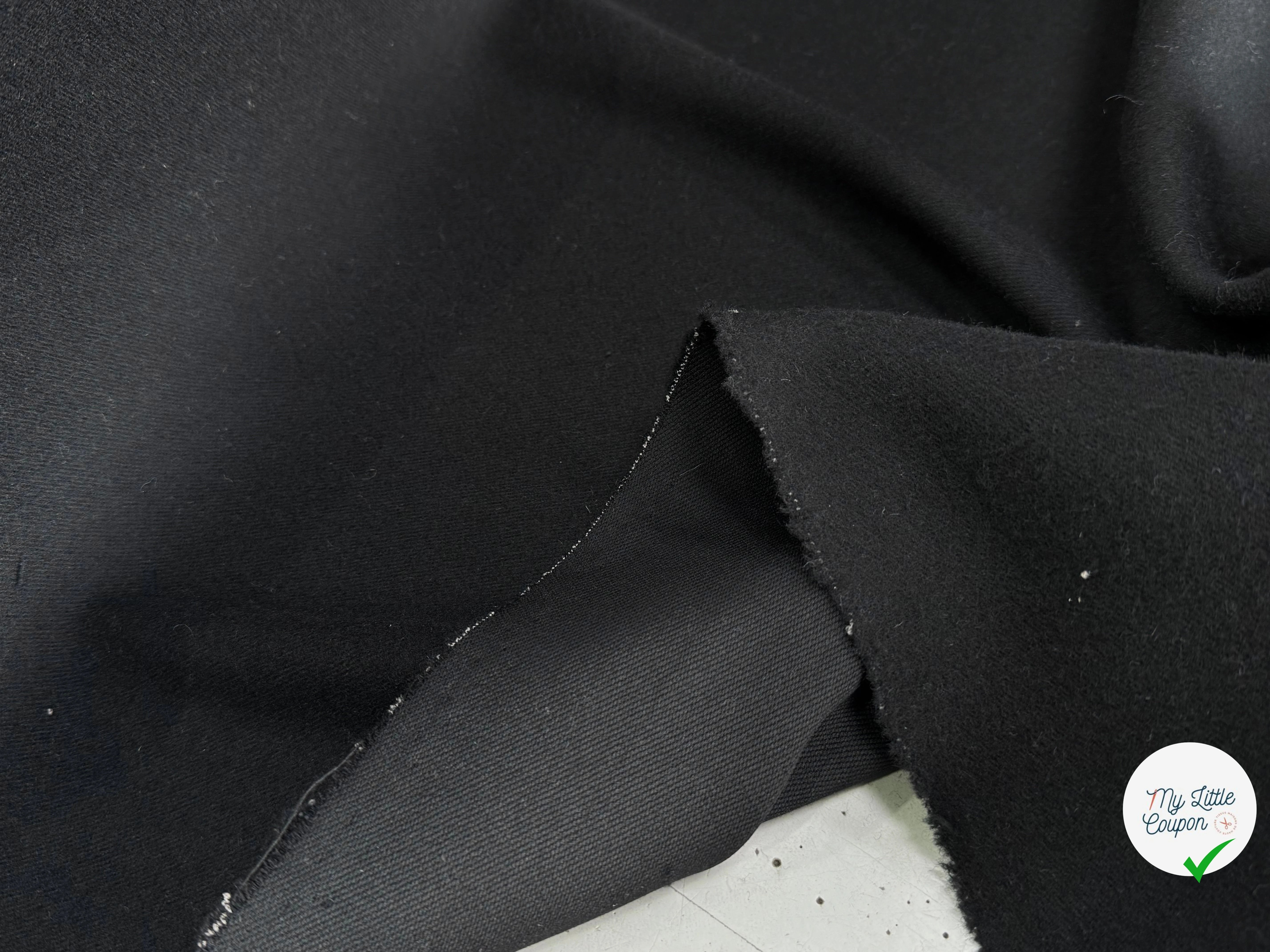 DRAPERIE DE LAINE LOURDE SERGÉE ENDROIT GRATTÉ NOIR SUBLIMISSIME - My Little Coupon