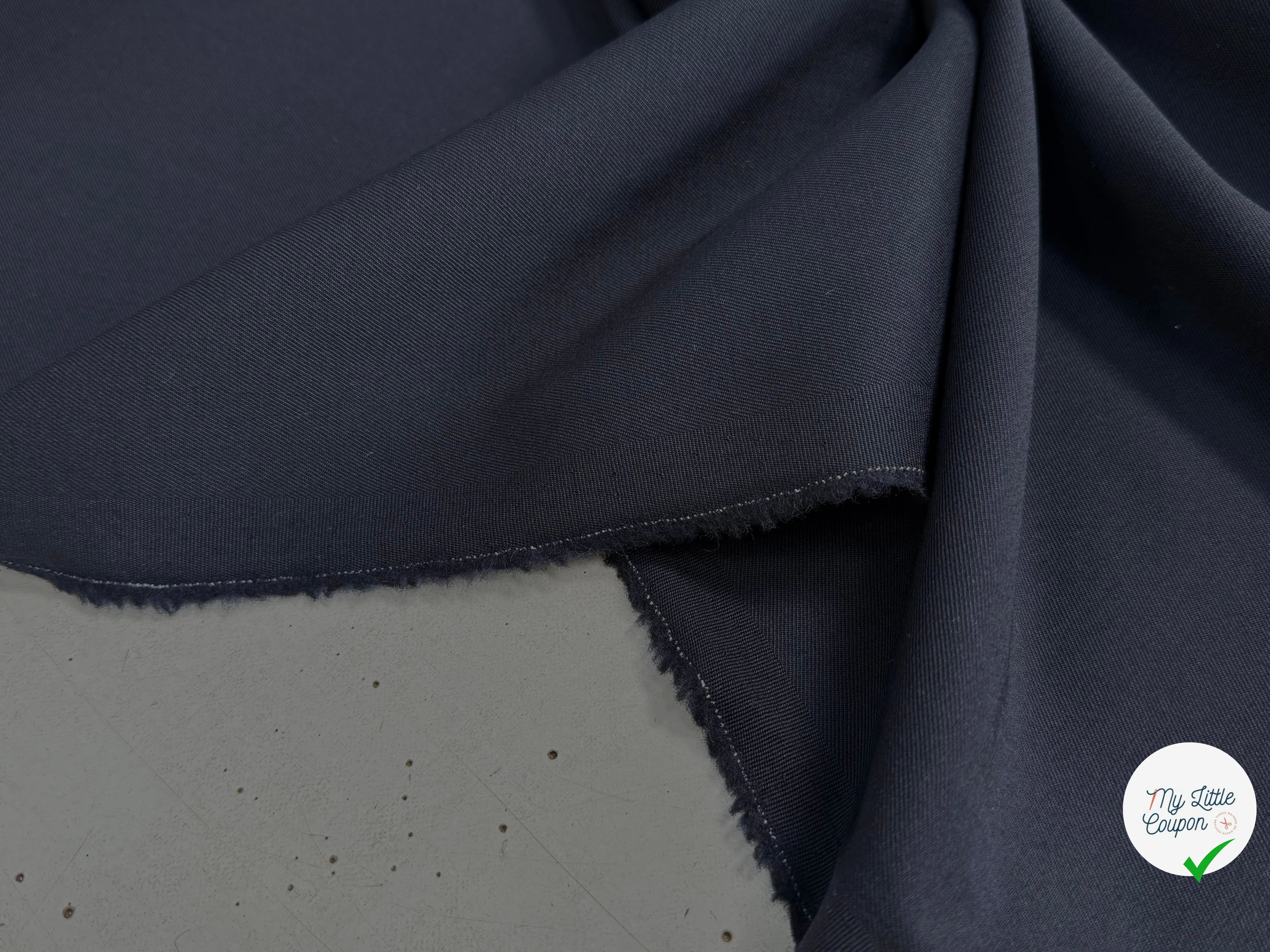 DRAPERIE DE LAINE SERGÉE LOURDE ET STRETCH BLEU NUIT BELLE TENUE - My Little Coupon