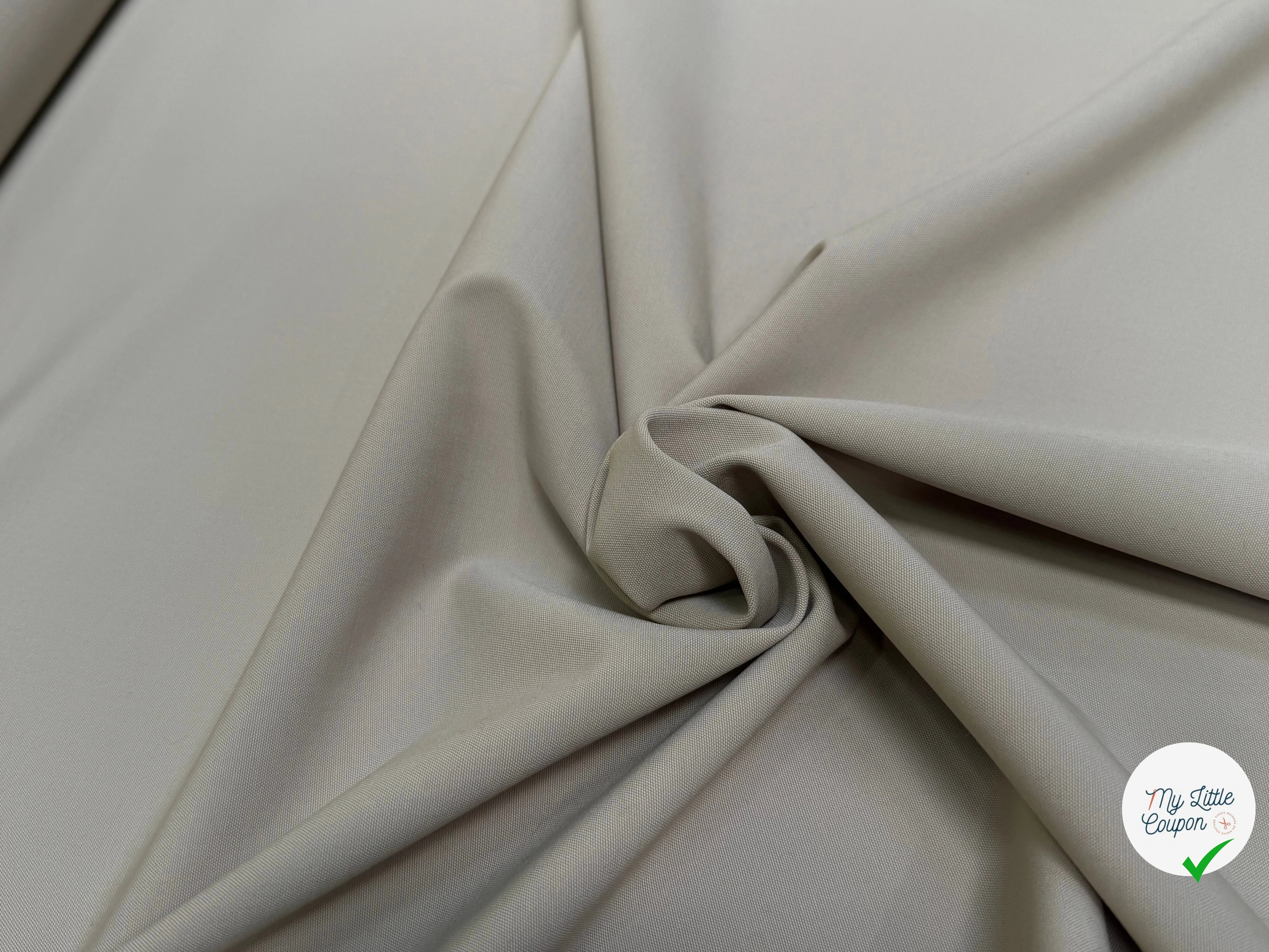 DRAPERIE DE LAINE TAUPE TRÈS BELLE TENUE - My Little Coupon