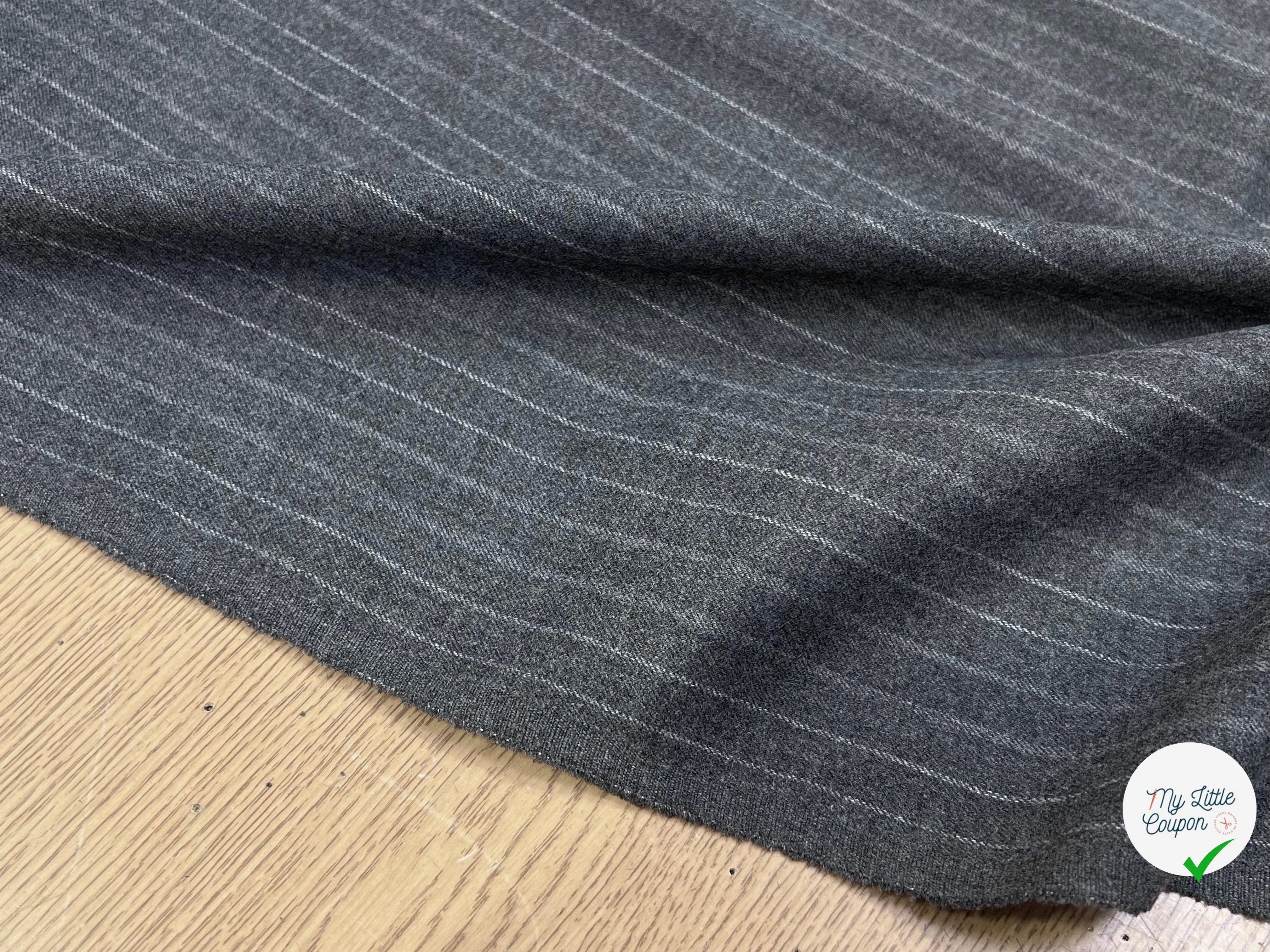 DRAPERIE LOURDE POLYVISCOSE RAYURES BLANCHES EFFET DUVTEUX - My Little Coupon