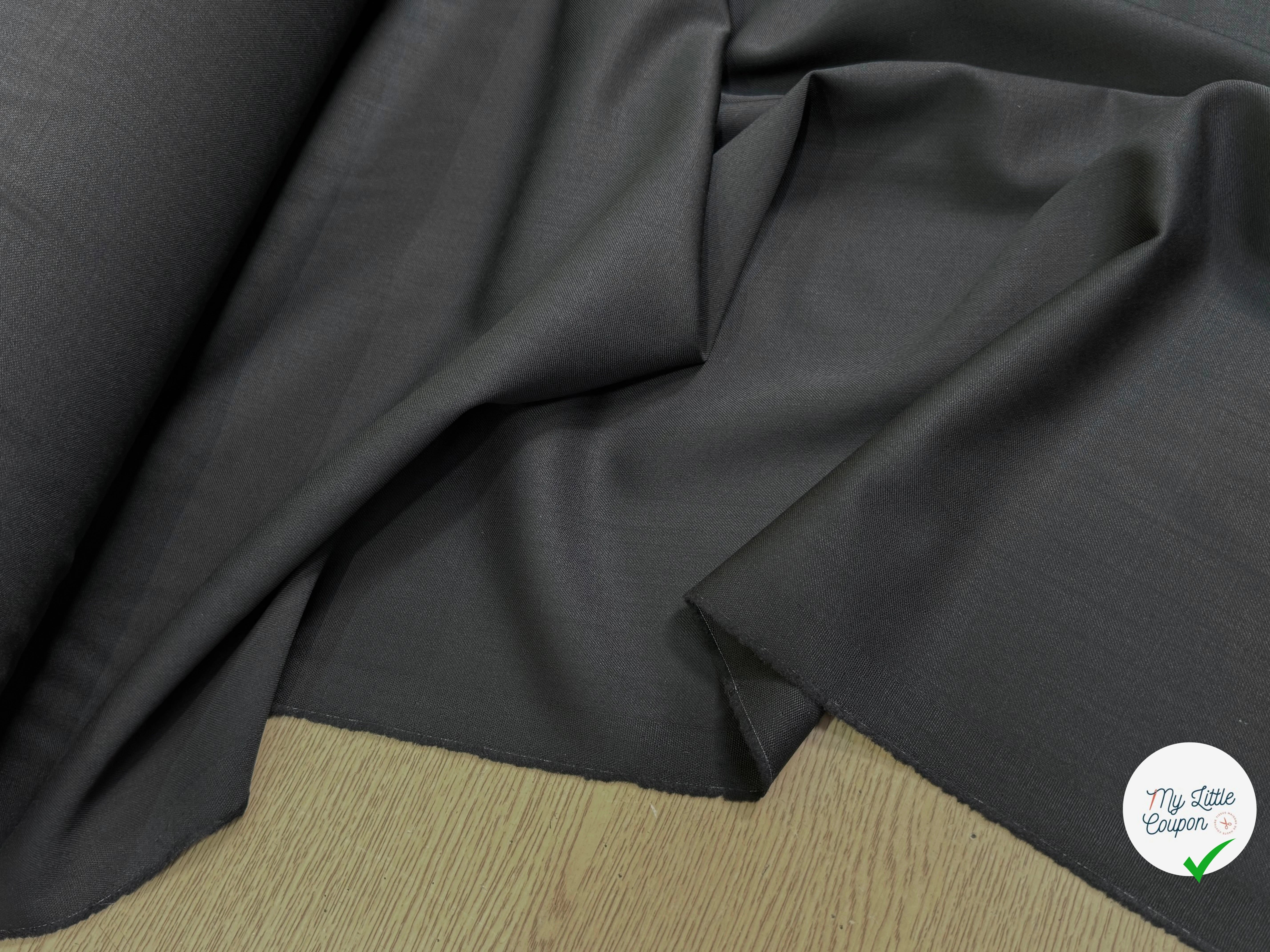 Tissu draperie pure laine sergée fluide - tombé du tissu