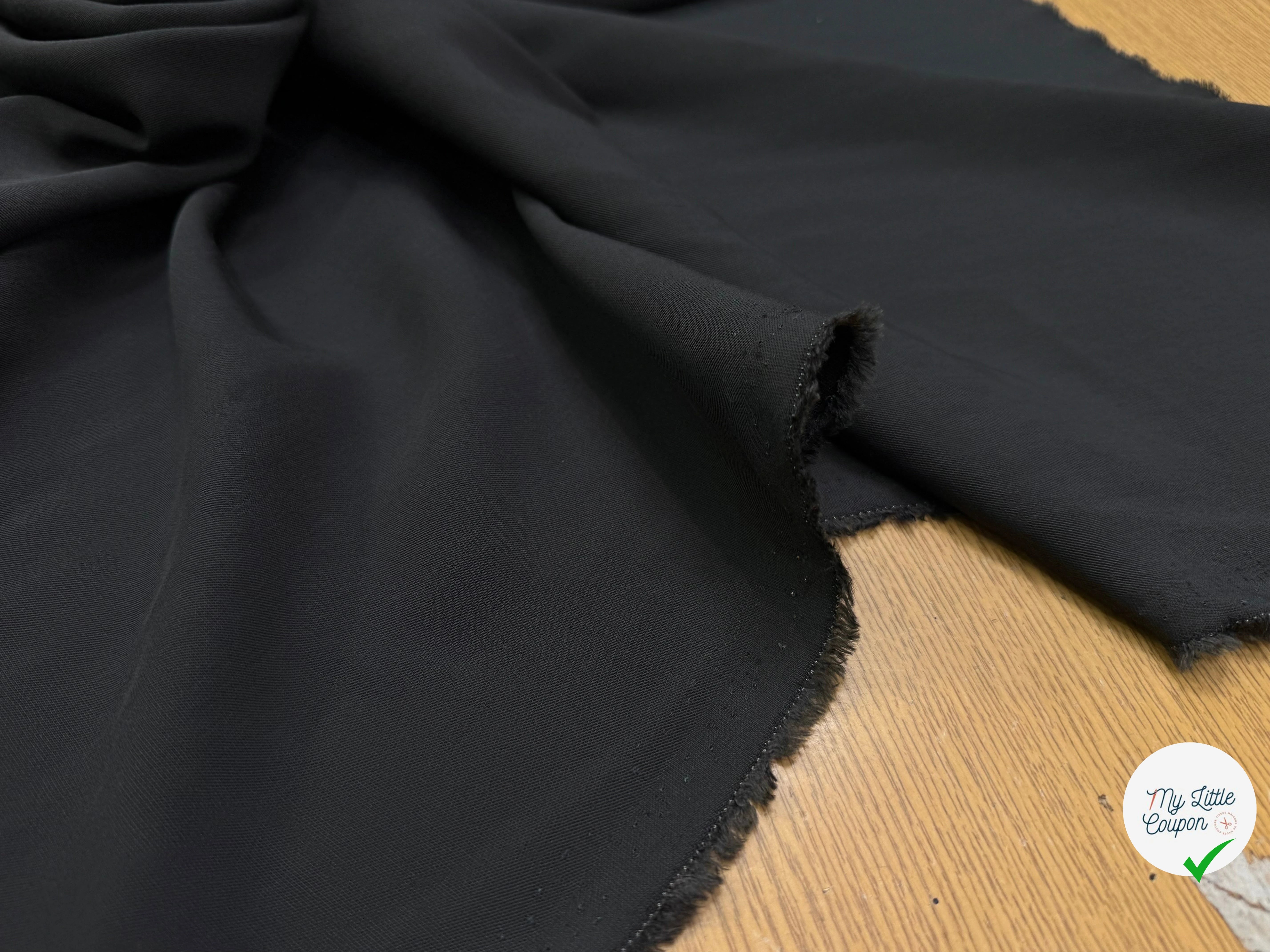 DRAPERIE TEXTURÉE VISCOSE ET LAINE GRIS FONCÉ TOMBÉ FLUIDE MADE IN ITALY - My Little Coupon