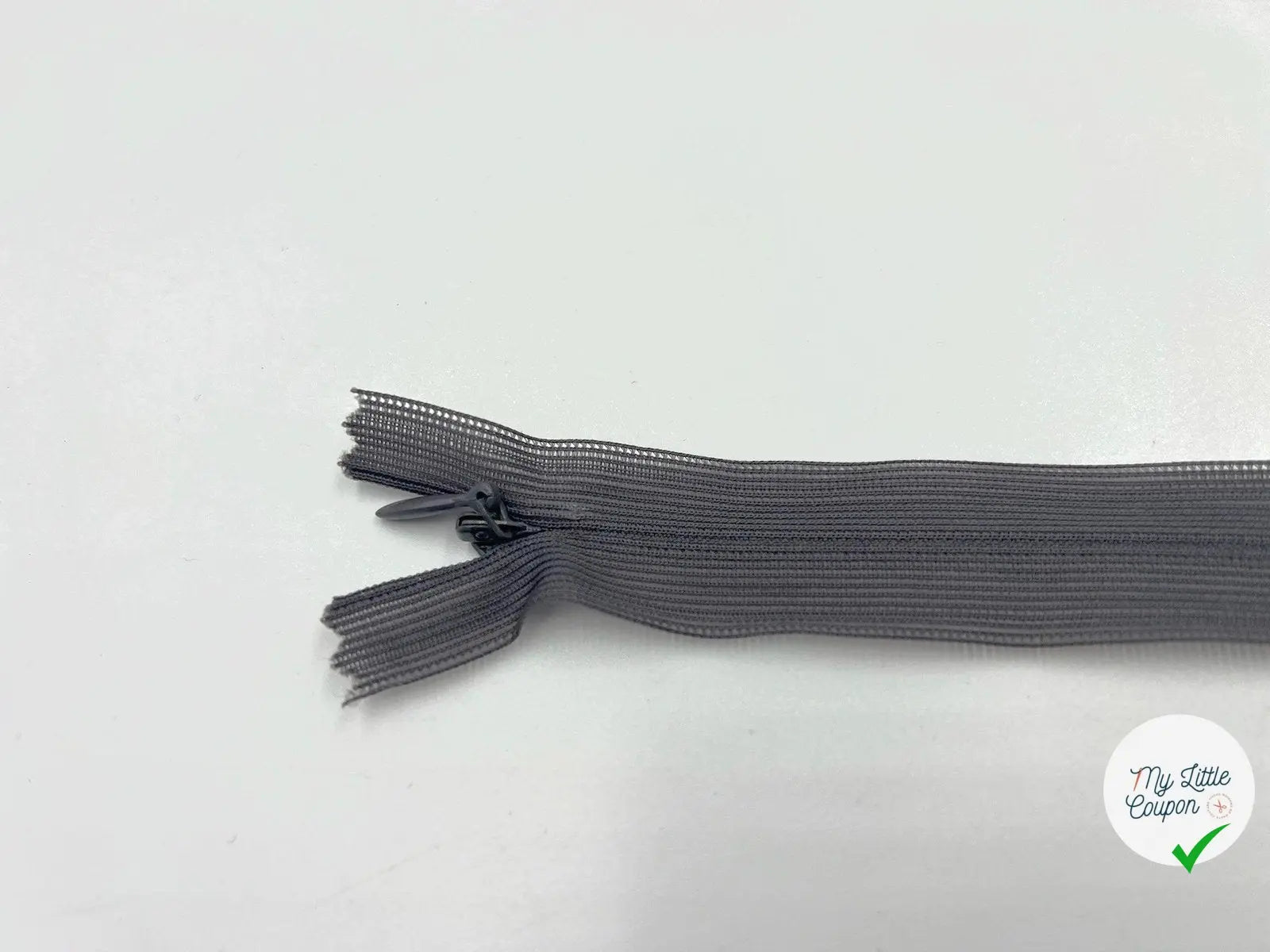 FERMETURE INVISIBLE COLORIS GRIS 40 CM - My Little Coupon - tissu - coudre