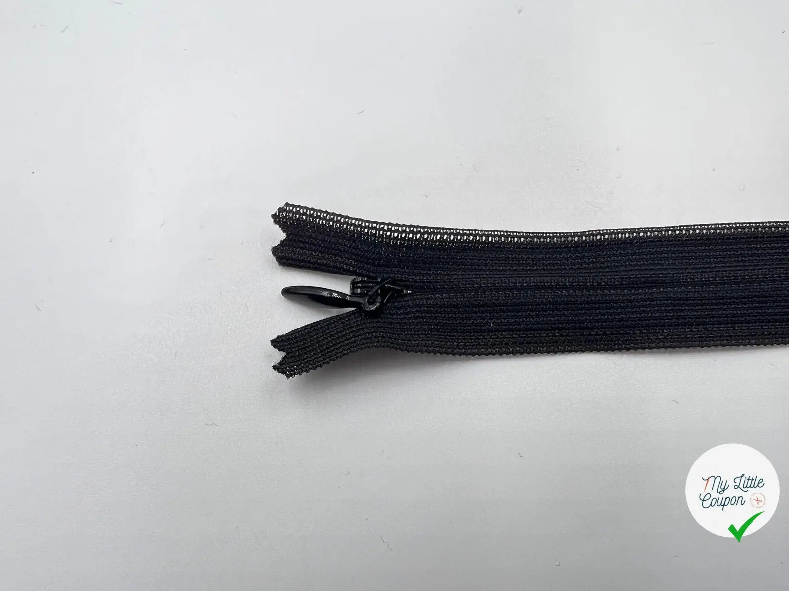 FERMETURE INVISIBLE COLORIS NOIR 22CM - My Little Coupon - tissu - coudre