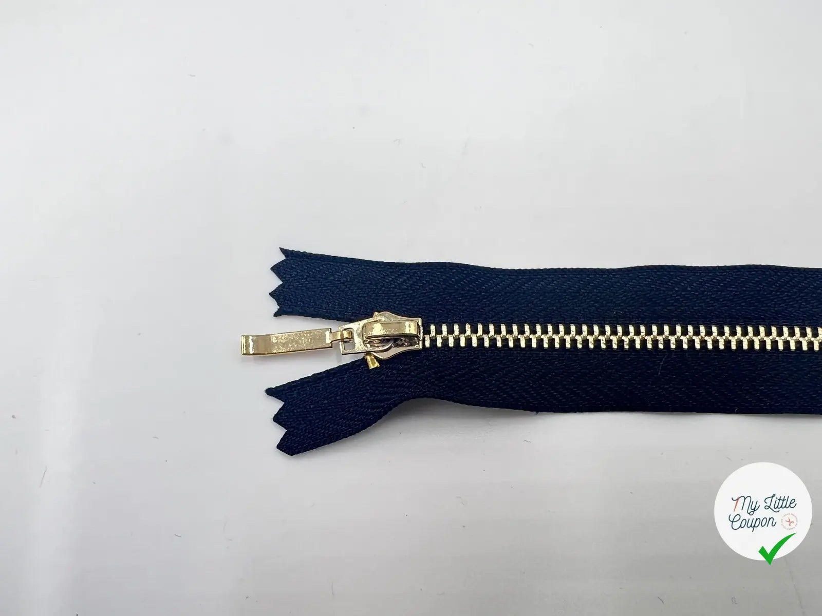 FERMETURE NON SÉPARABLE METAL OR COLORIS NOIR 25CM - My Little Coupon - tissu - coudre