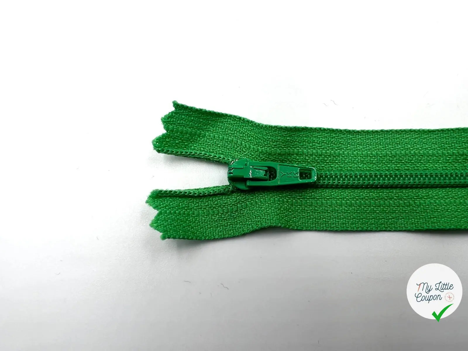 FERMETURE NON SÉPARABLE POLYESTER COLORIS VERT 12CM - My Little Coupon - tissu - coudre