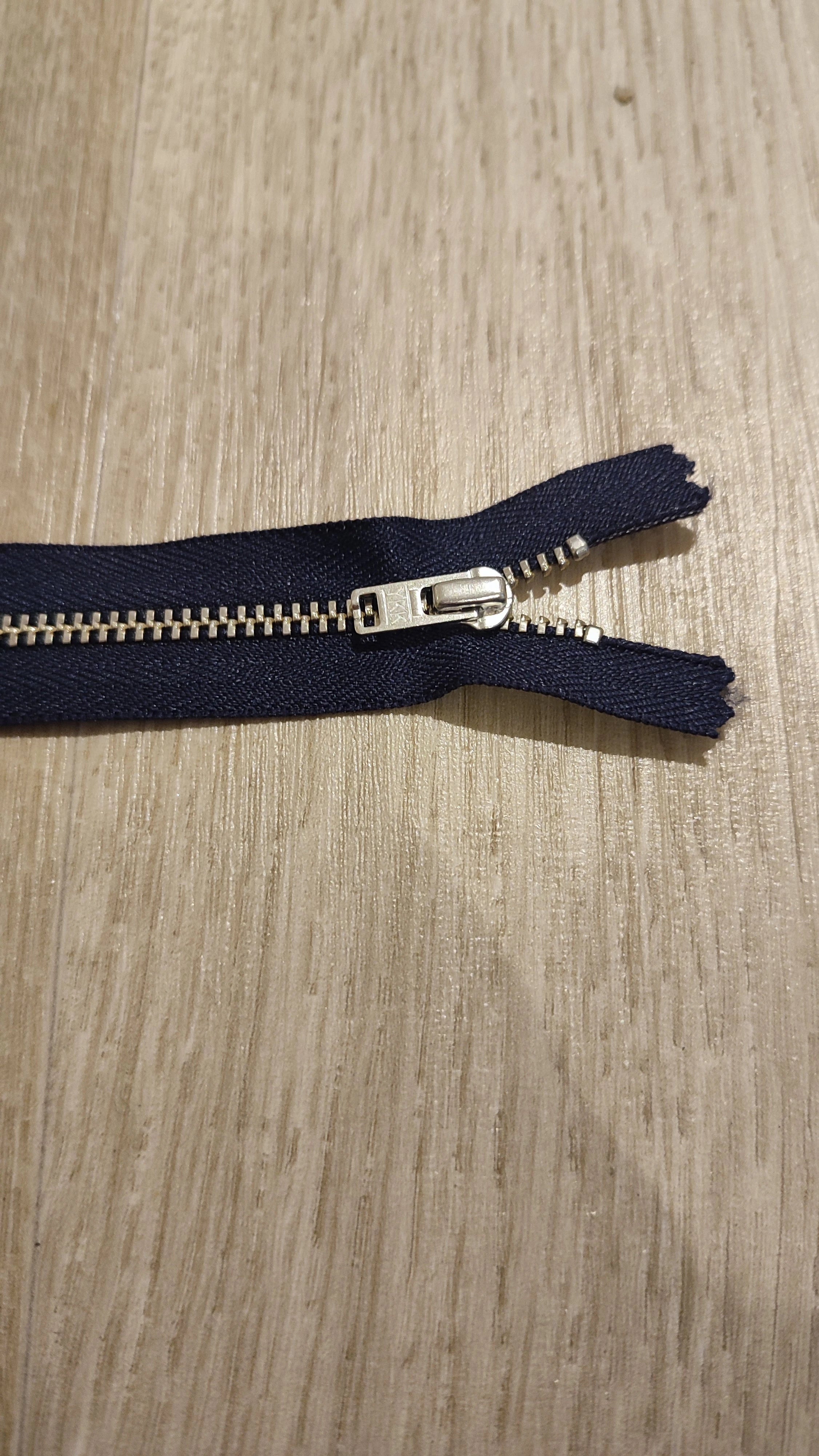 FERMETURE RIRI METAL NON SÉPARABLE 10CM BLEU NUIT - My Little Coupon