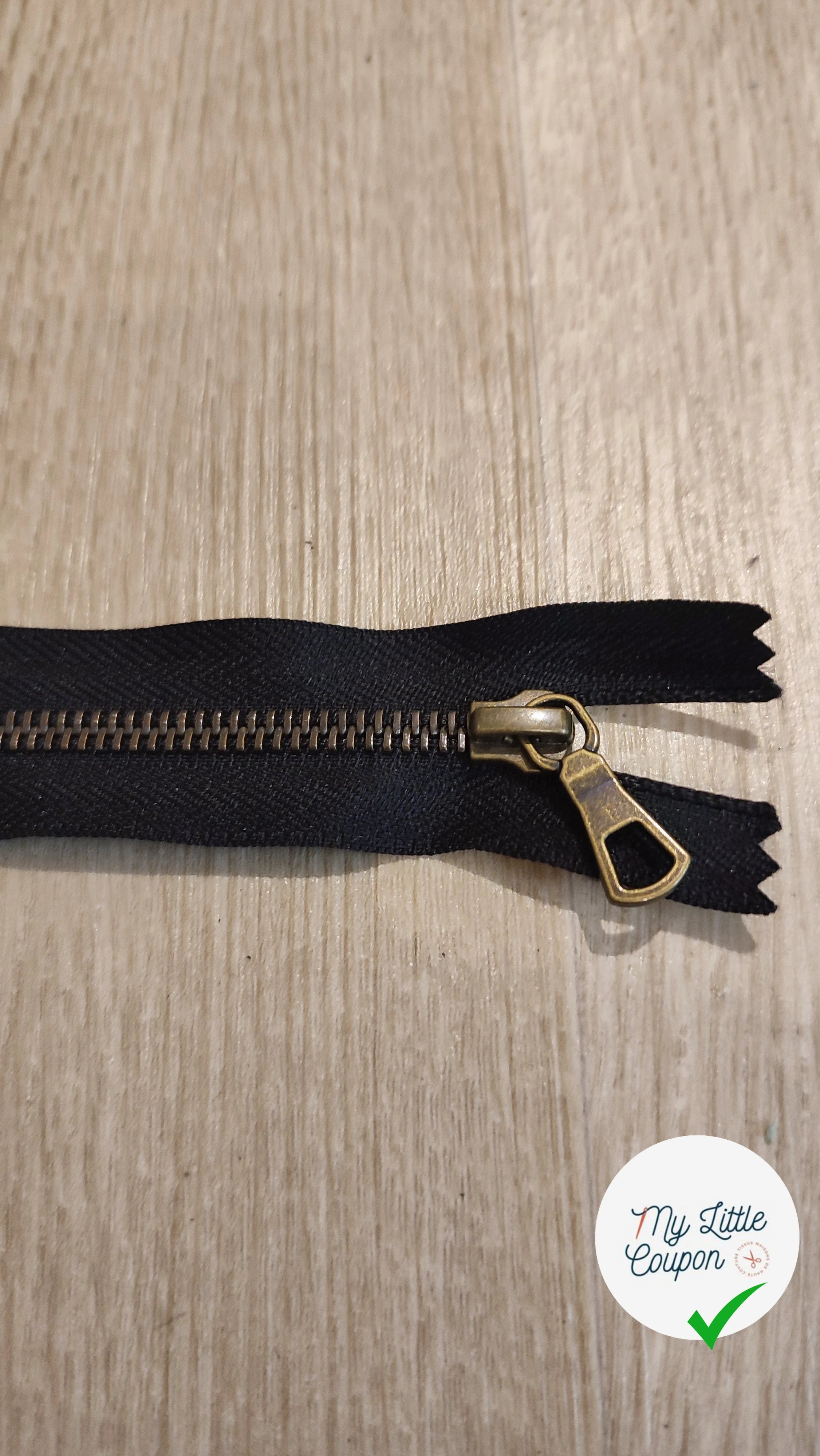 FERMETURE RIRI MÉTAL NON SÉPARABLE 13CM BLEU FONCÉ - My Little Coupon