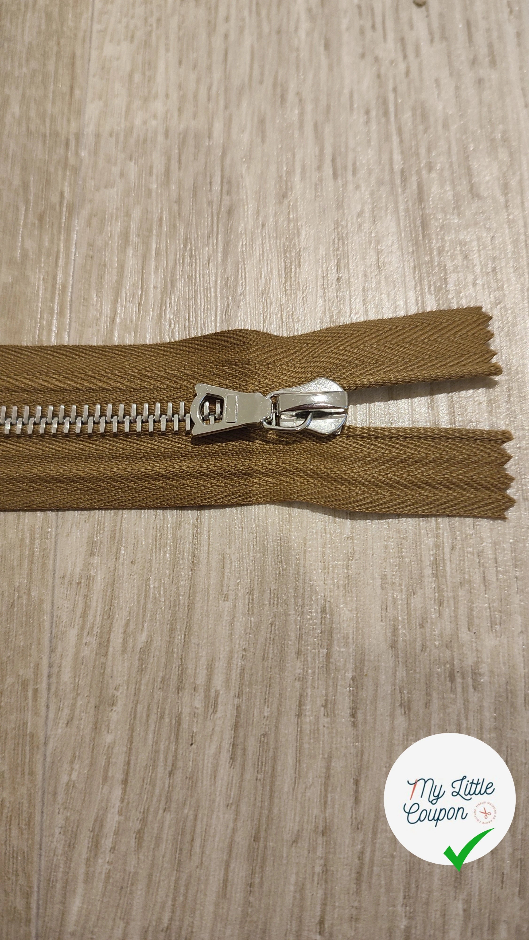 FERMETURE RIRI METAL NON SÉPARABLE 13CM MARRON M6 - My Little Coupon