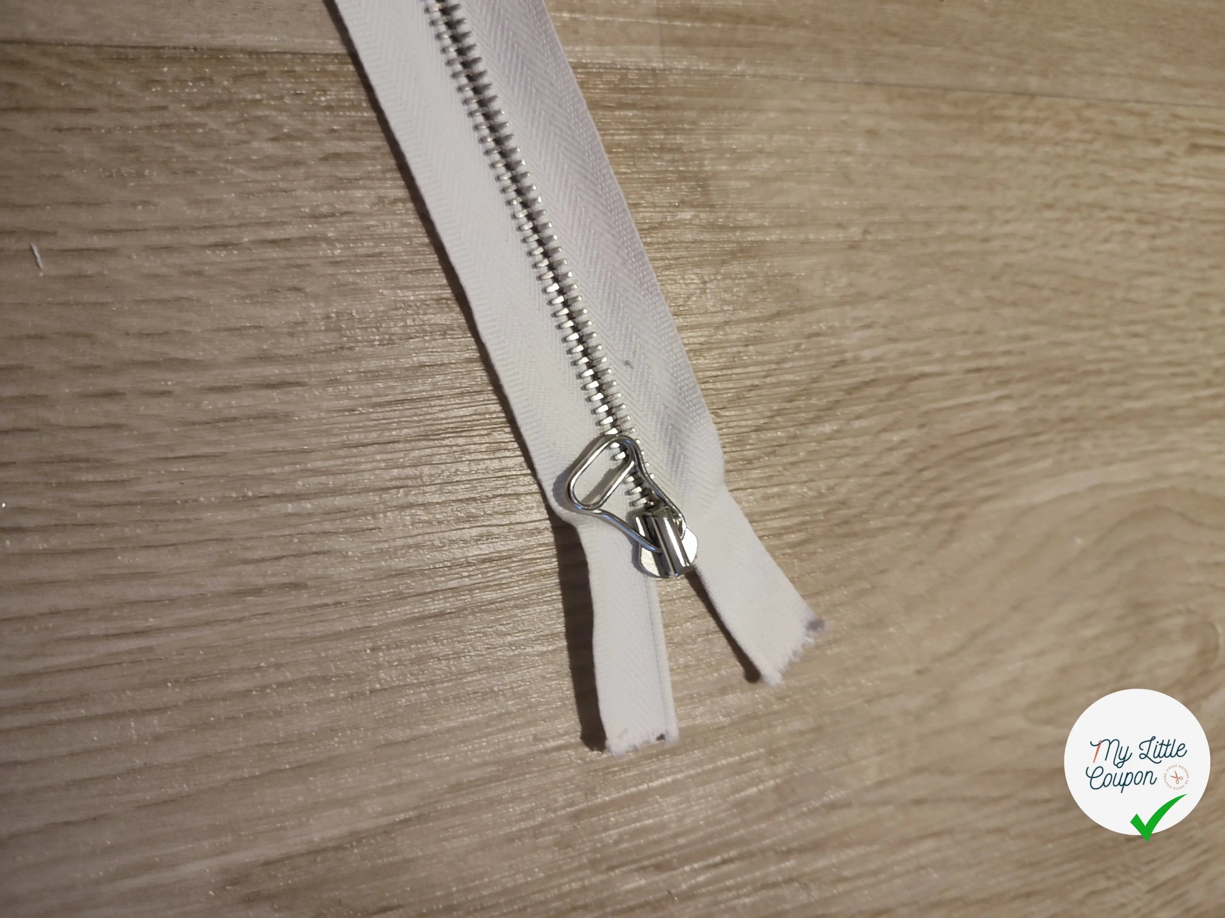 FERMETURE RIRI METAL NON SEPARABLE 14CM BLANC M6 - My Little Coupon