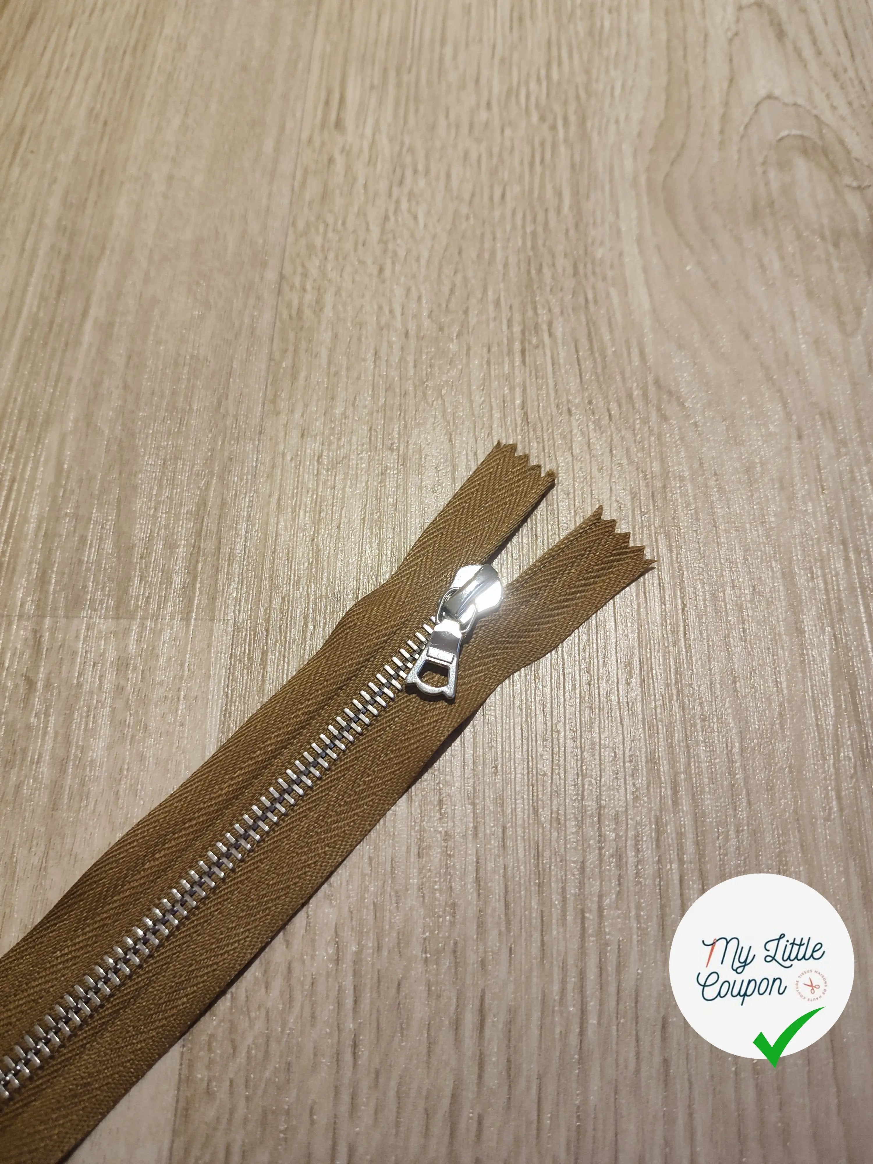 FERMETURE RIRI METAL NON SEPARABLE 15CM MARRON CLAIR M6 - My Little Coupon