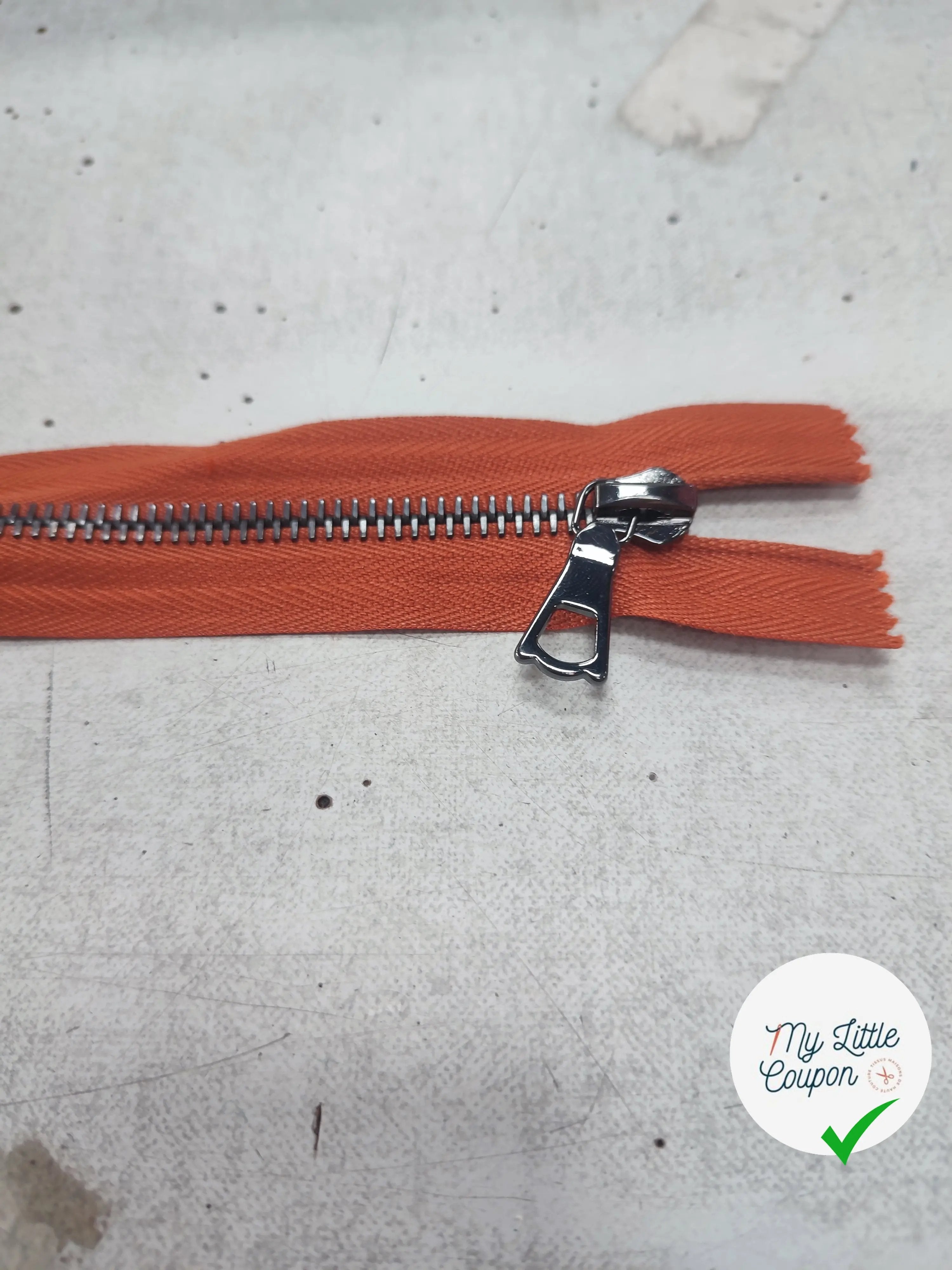 FERMETURE RIRI METAL NON SÉPARABLE 15CM ORANGE CITROUILLE M6 - My Little Coupon