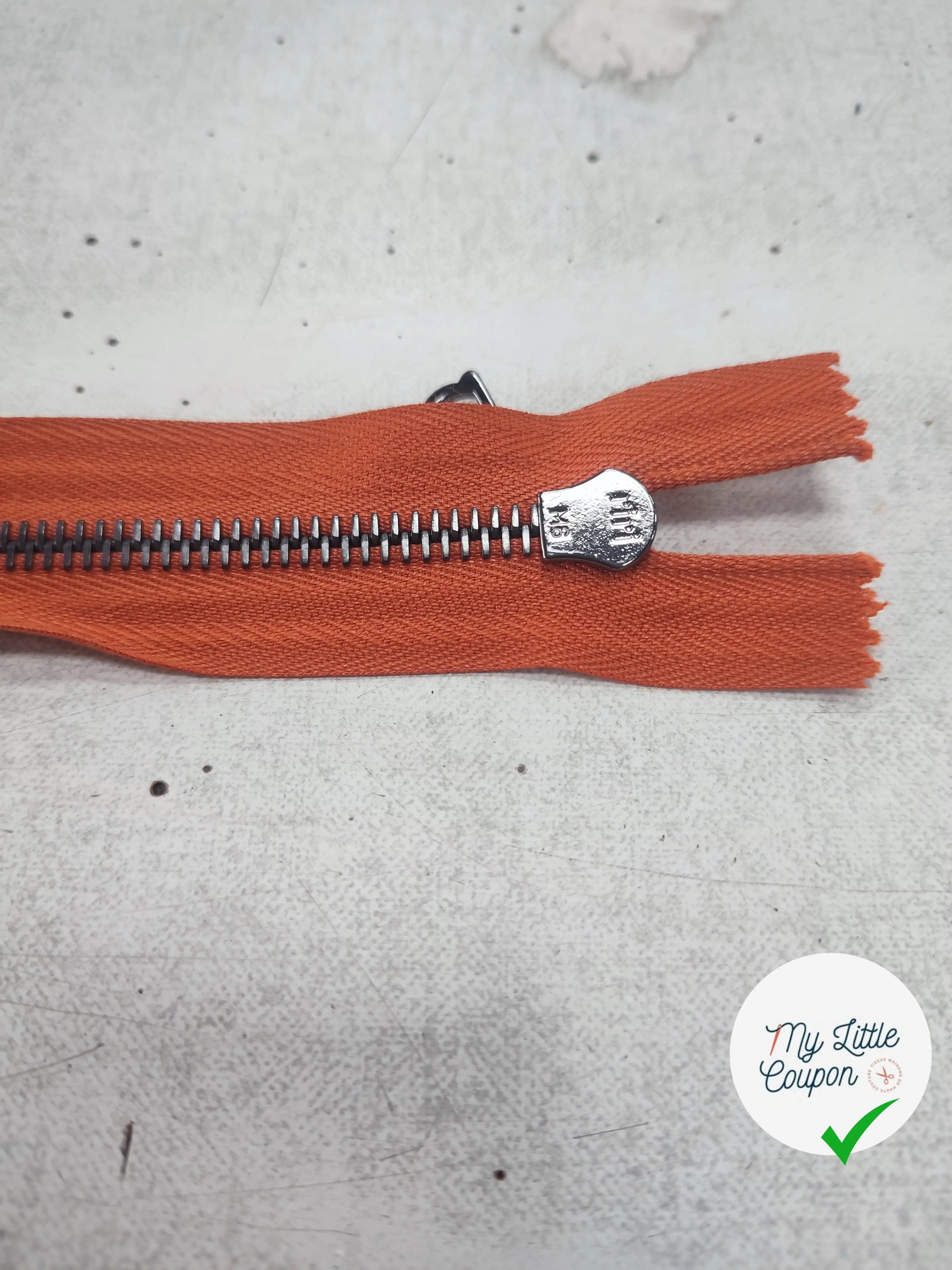 FERMETURE RIRI METAL NON SÉPARABLE 15CM ORANGE CITROUILLE M6 - My Little Coupon