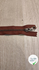 FERMETURE RIRI METAL NON SÉPARABLE 18CM MARRON NOISETTE FONCÉ - My Little Coupon
