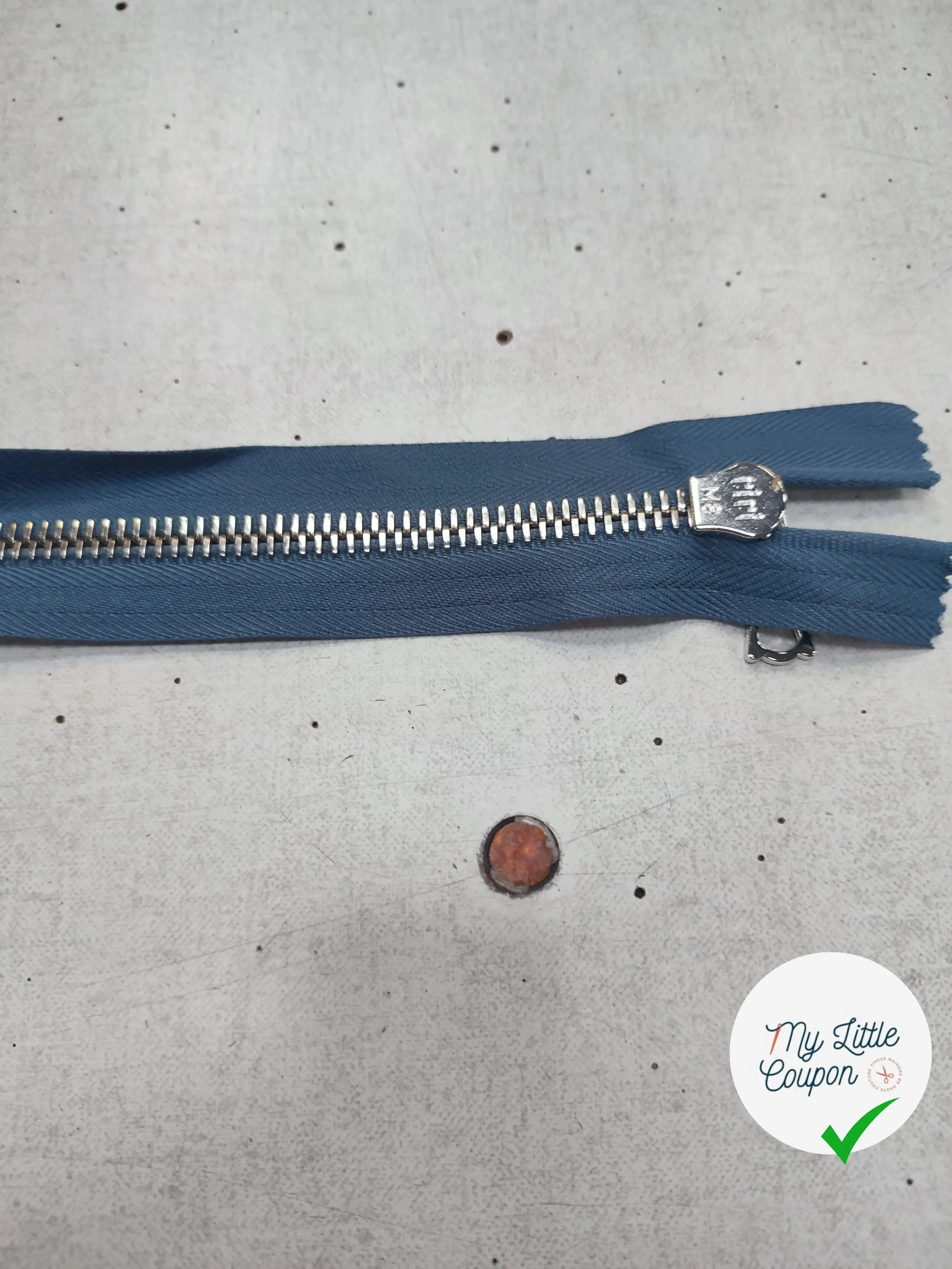 FERMETURE RIRI METAL SÉPARABLE 60CM BLEU E M8 - My Little Coupon