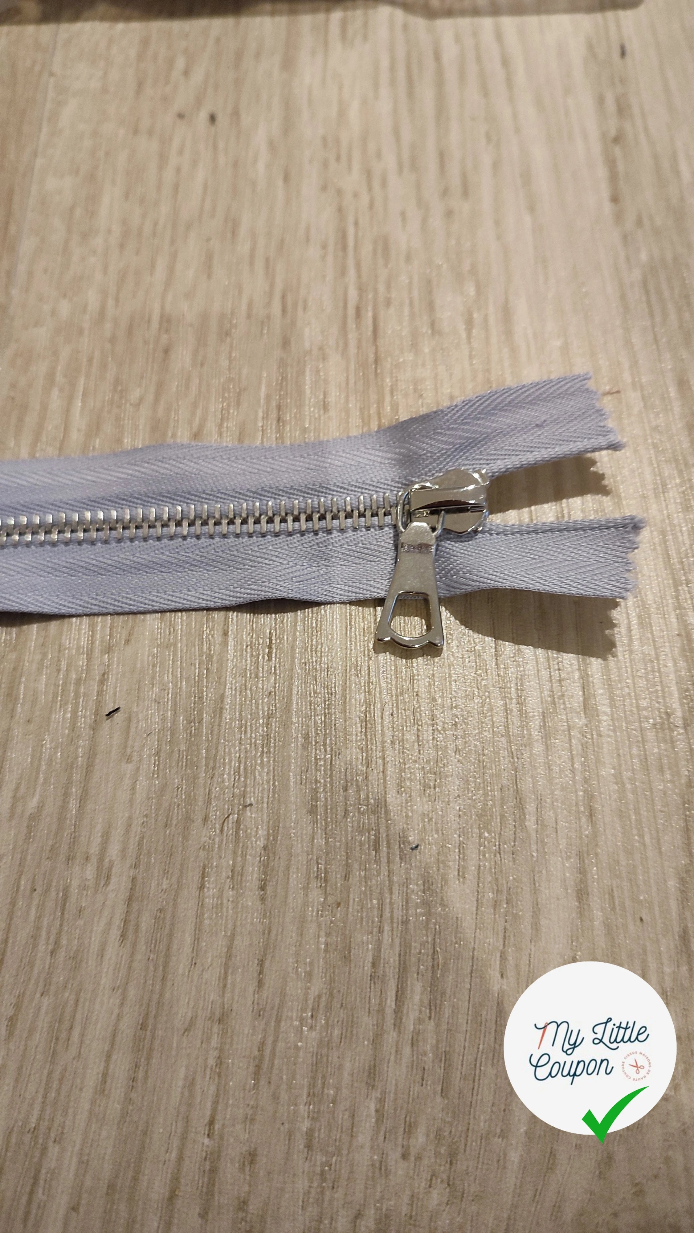 FERMETURE RIRI METAL NON SÉPARABLE 20CM MAUVE PÂLE M6 - My Little Coupon