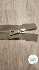 FERMETURE RIRI METAL NON SÉPARABLE 20CM VERT KAKi CLAIR M6 - My Little Coupon