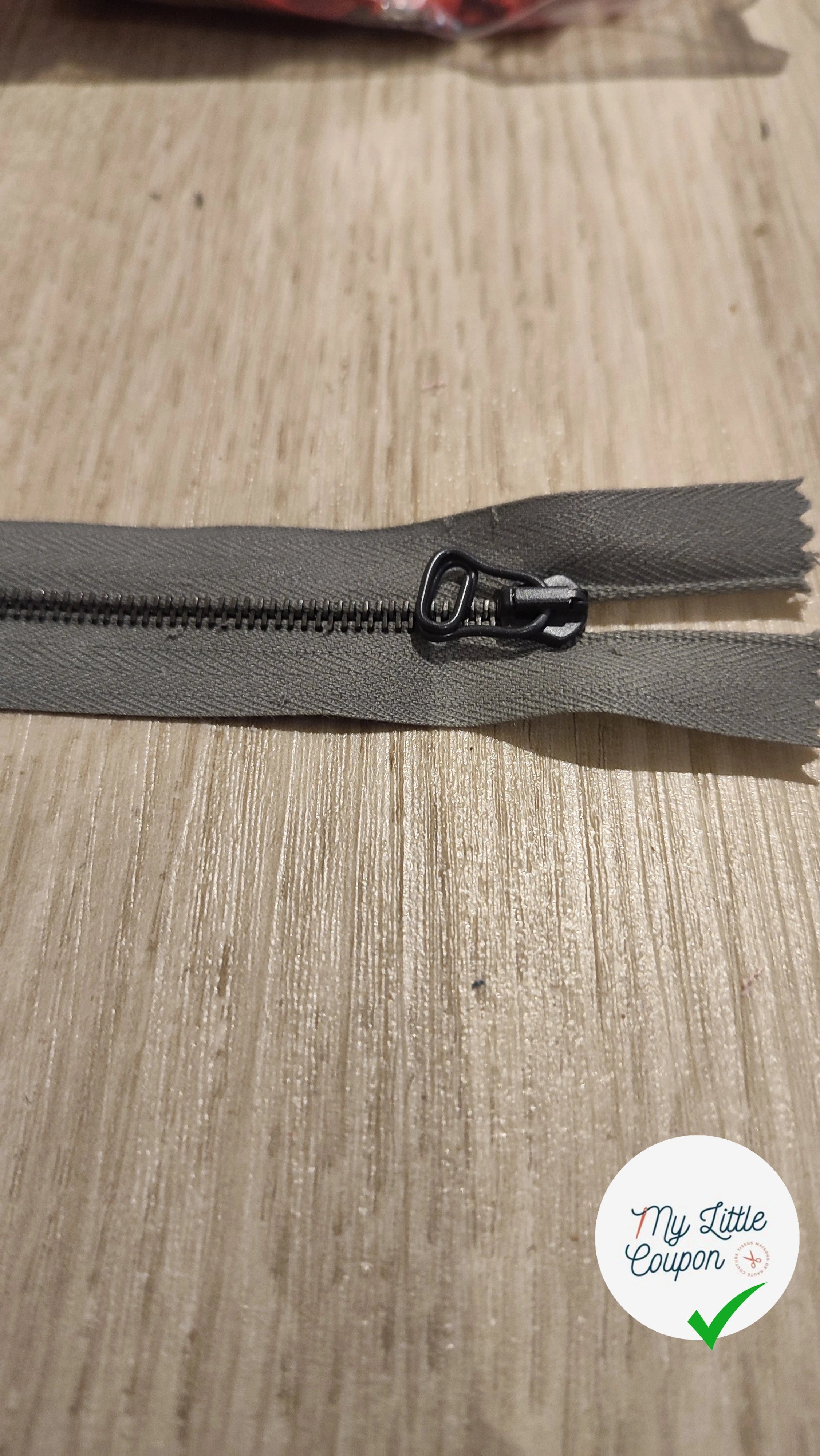 FERMETURE RIRI METAL NON SÉPARABLE 25CM GRIS M4 - My Little Coupon